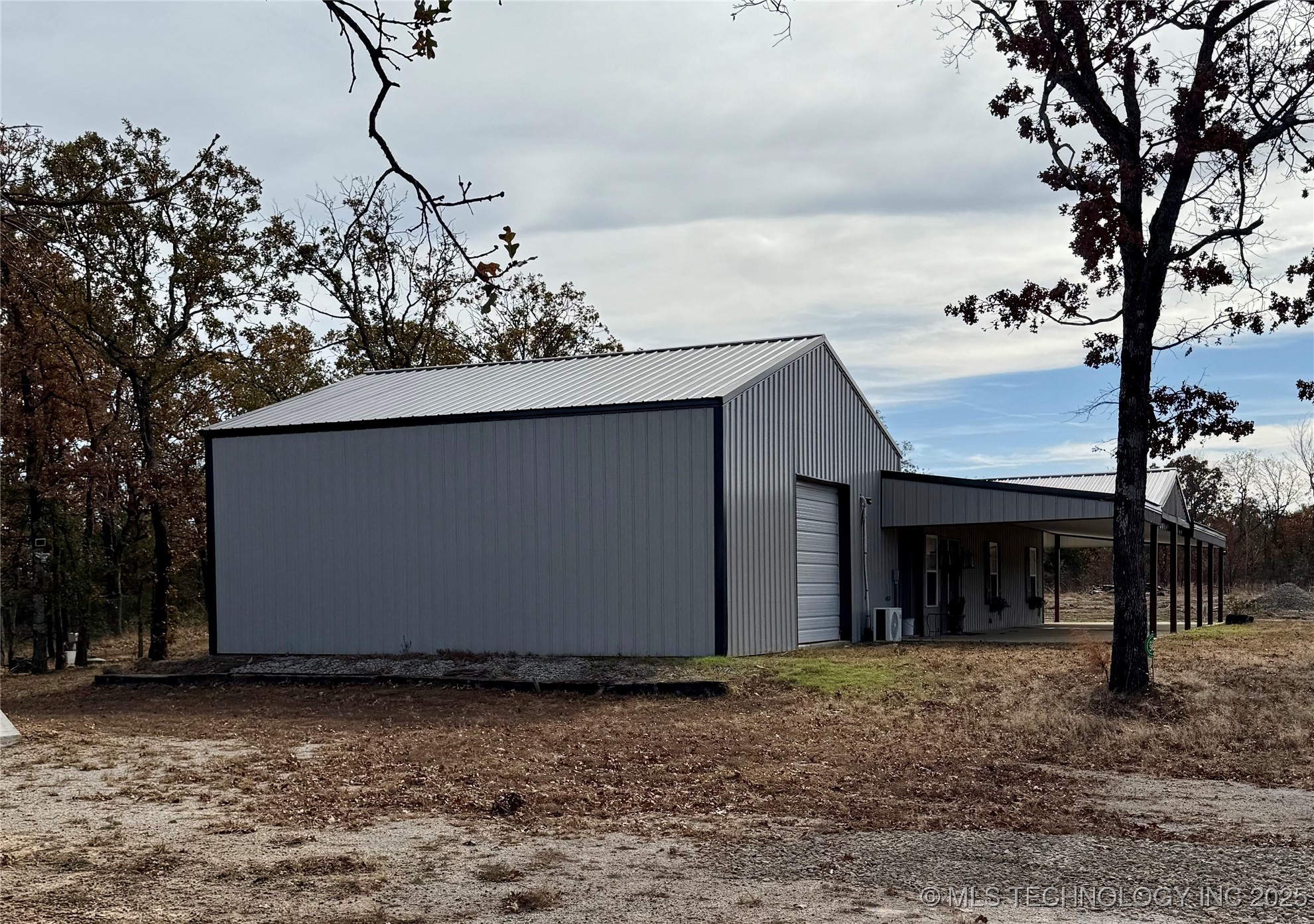 10352 Fig Road Property Photo 3