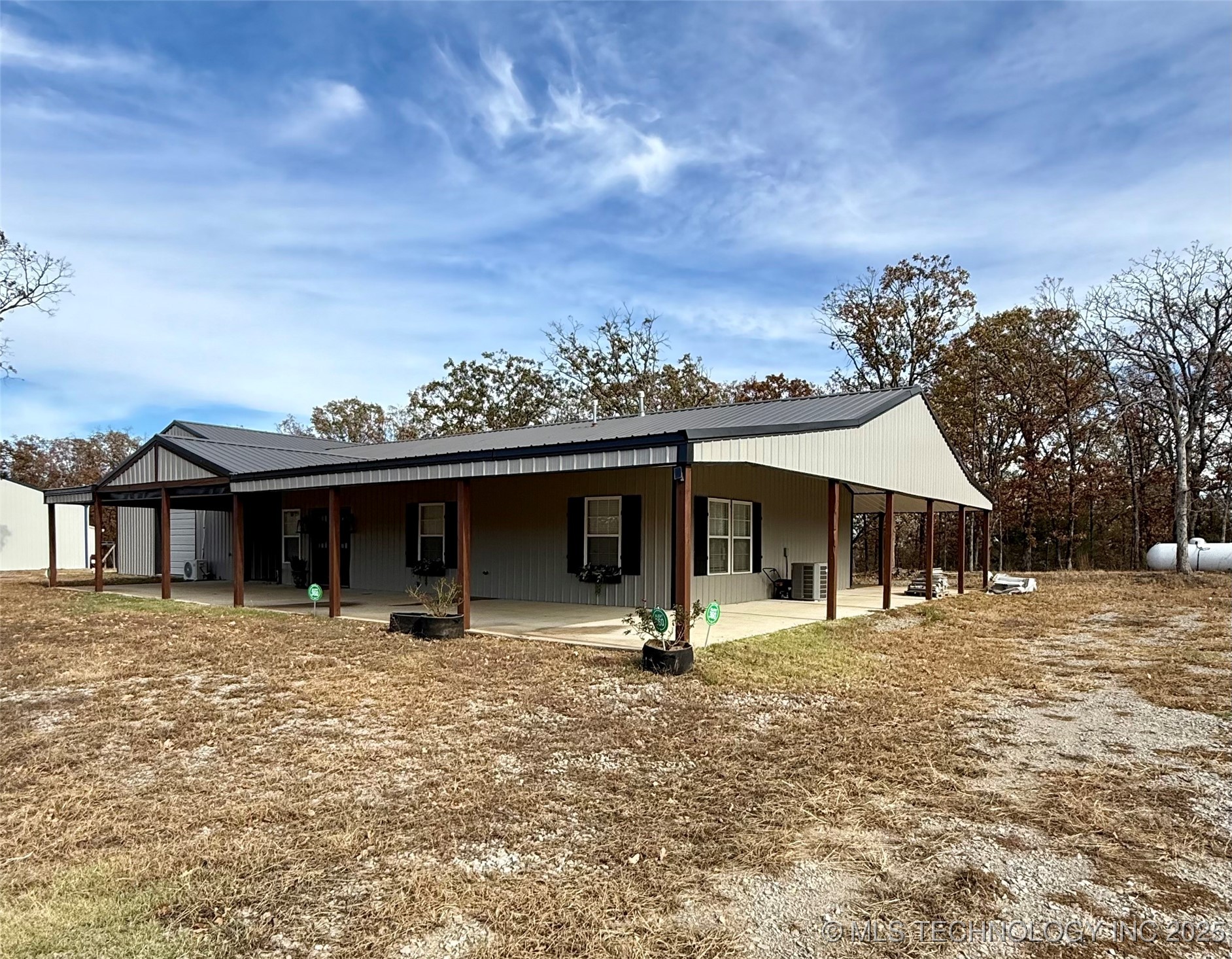 10352 Fig Road Property Photo 4