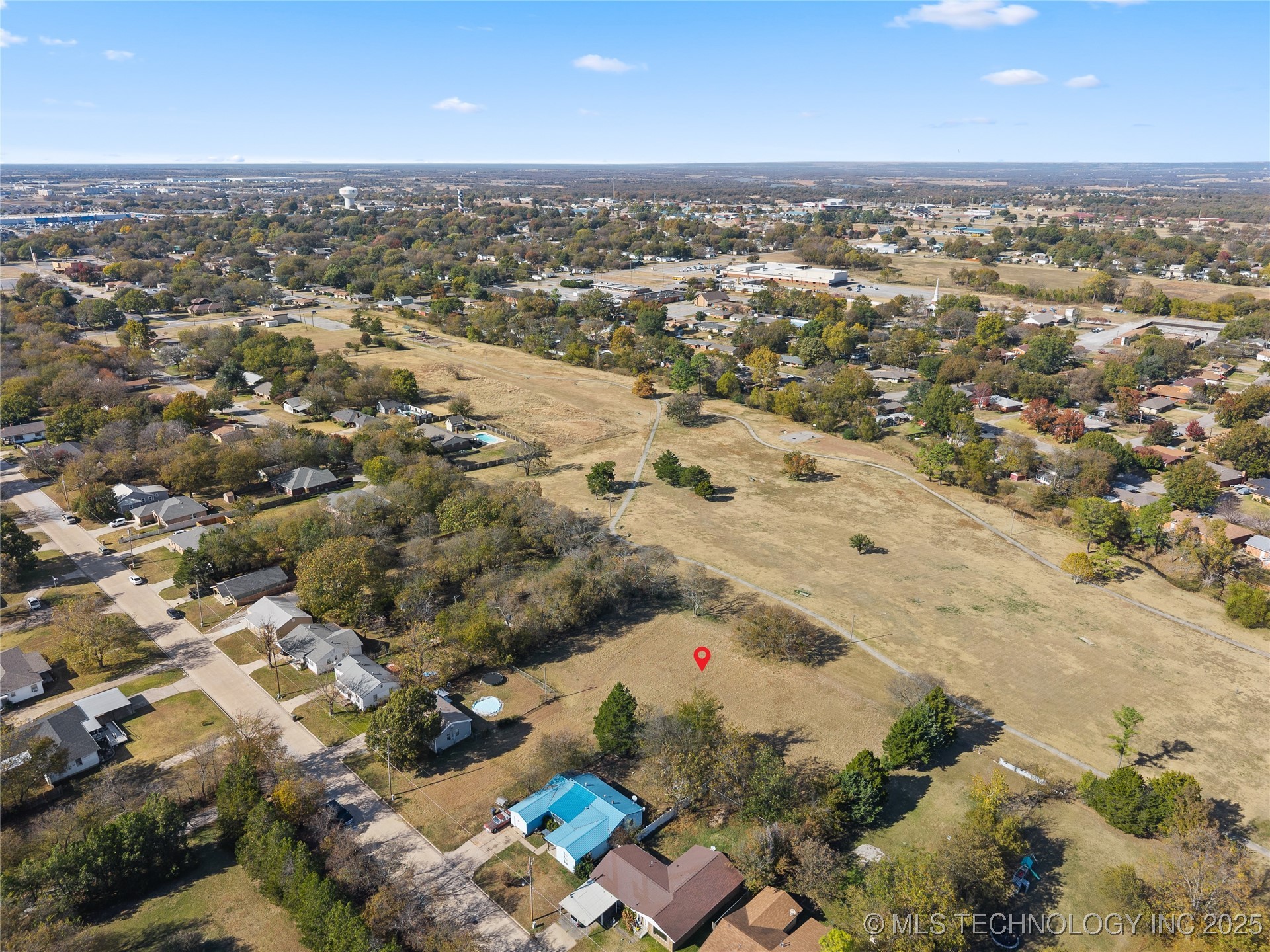 15th Property Photo 5