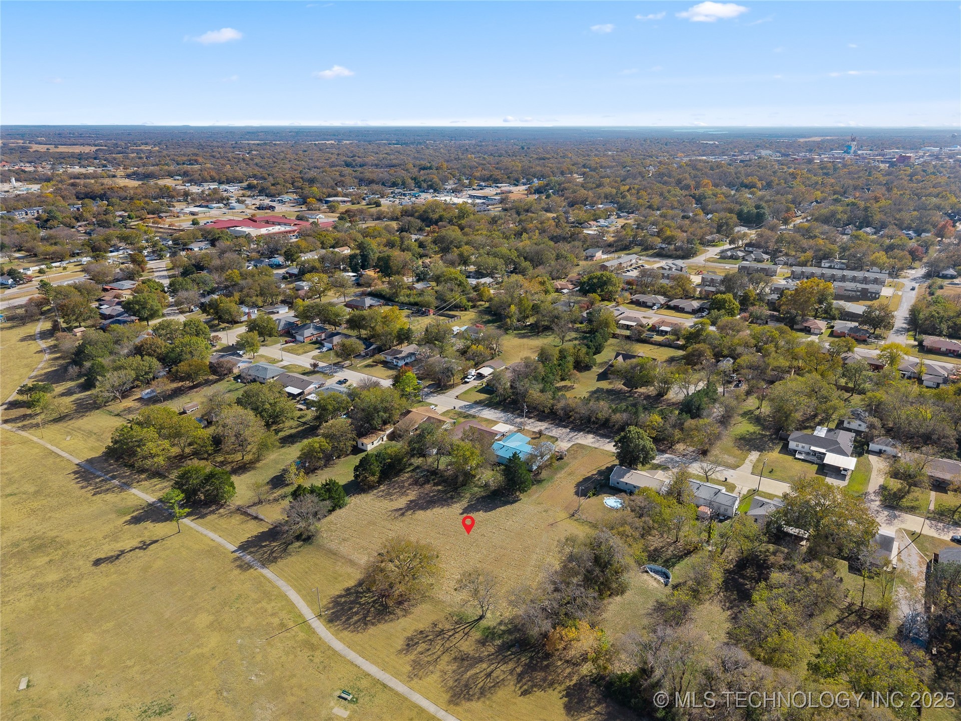 15th Property Photo 8