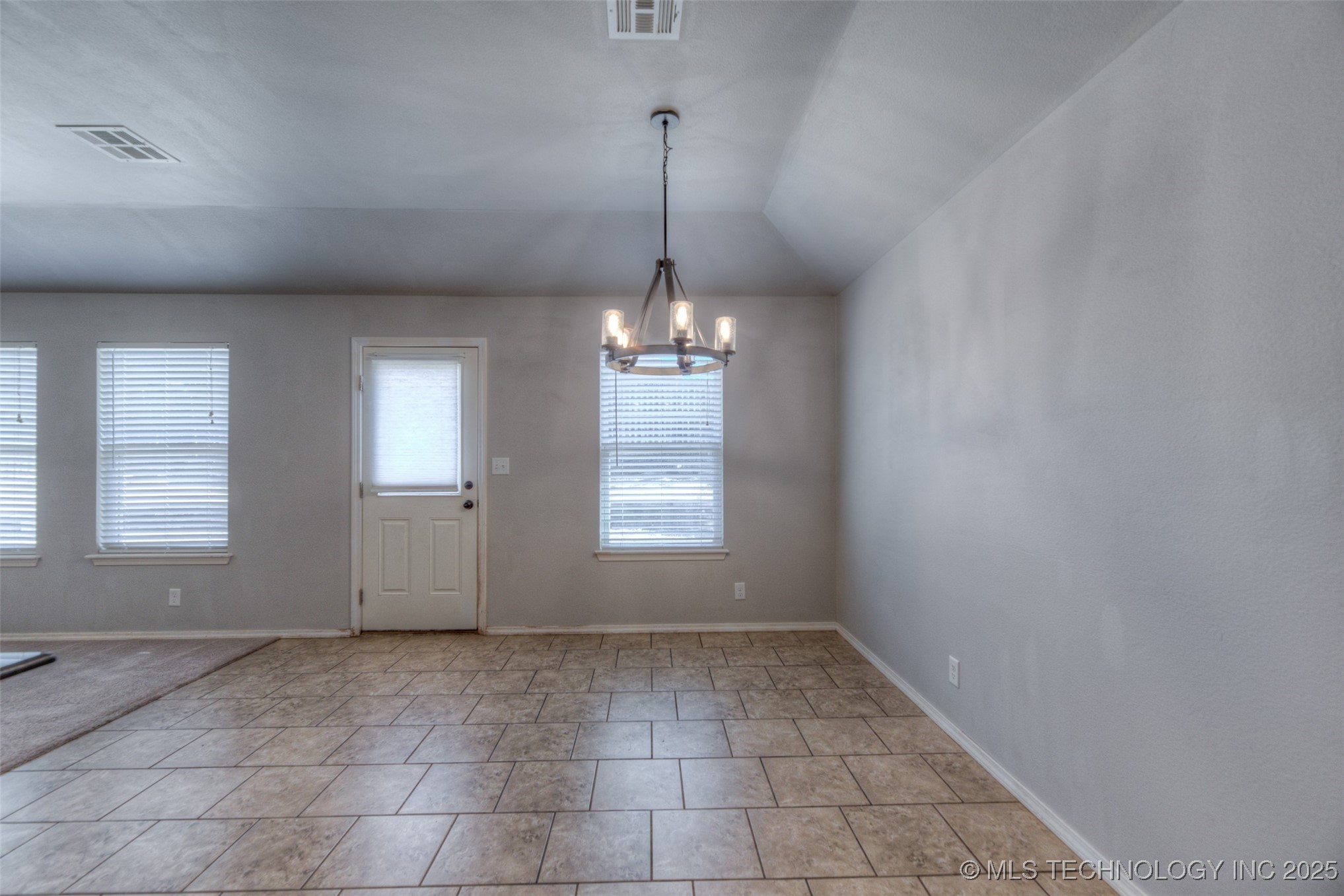 14863 S Hudson Avenue Property Photo 8