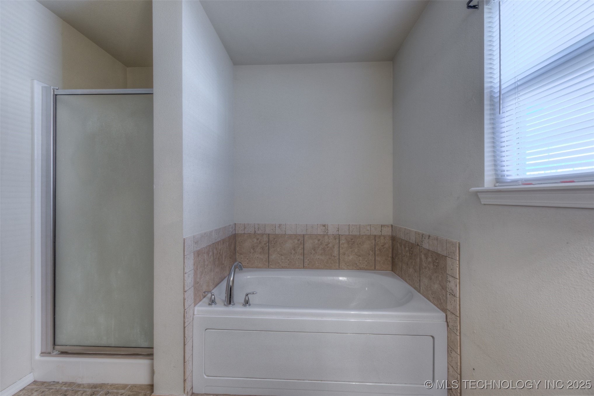 14863 S Hudson Avenue Property Photo 16