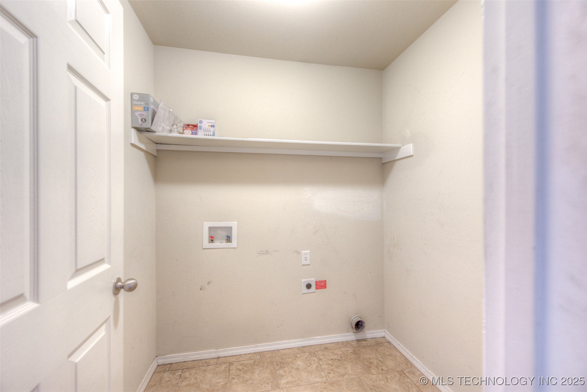 14863 S Hudson Avenue Property Photo 22