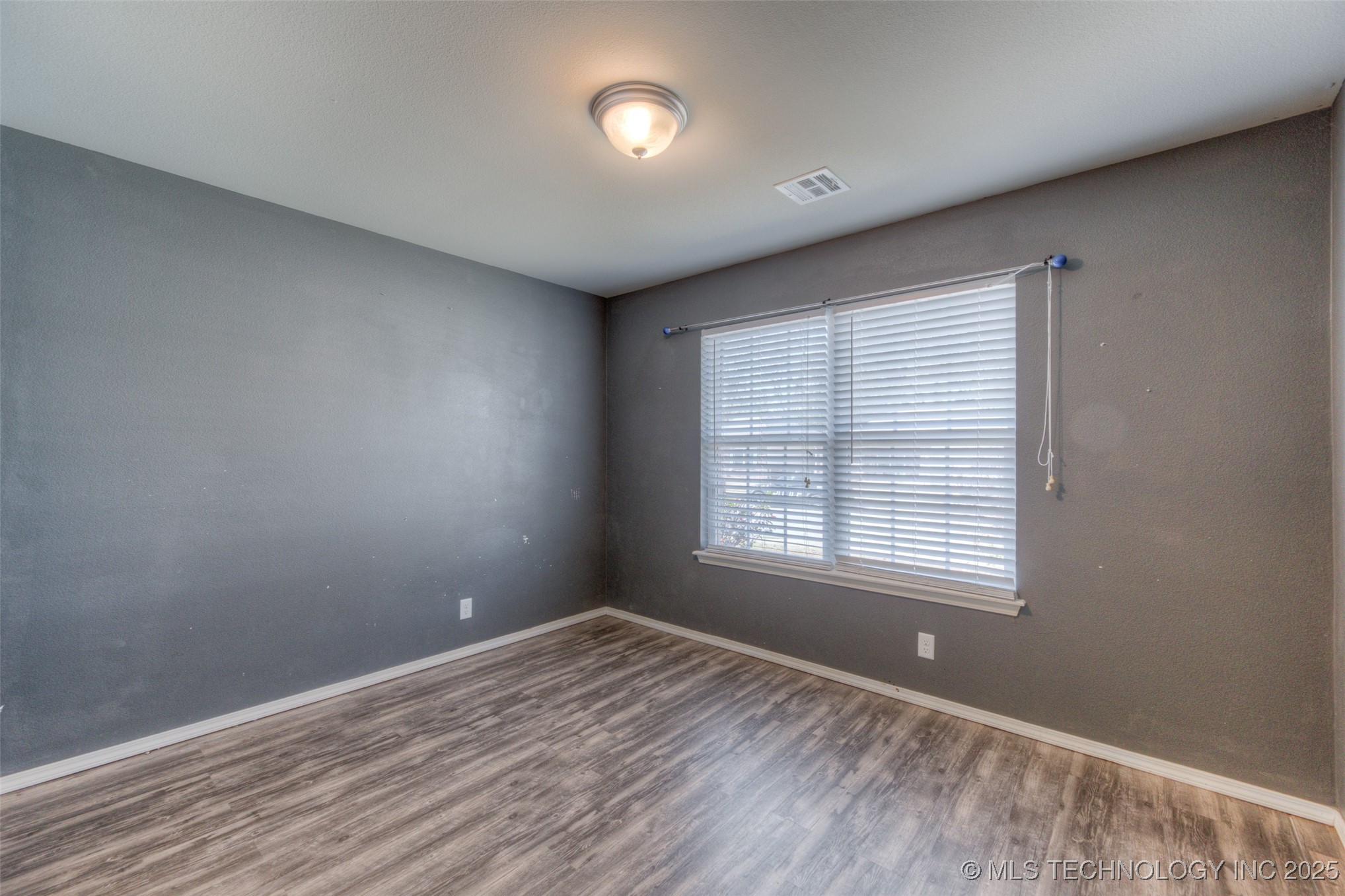 14863 S Hudson Avenue Property Photo 25