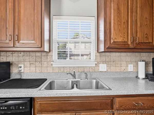 2836 E Admiral Boulevard Property Photo 20