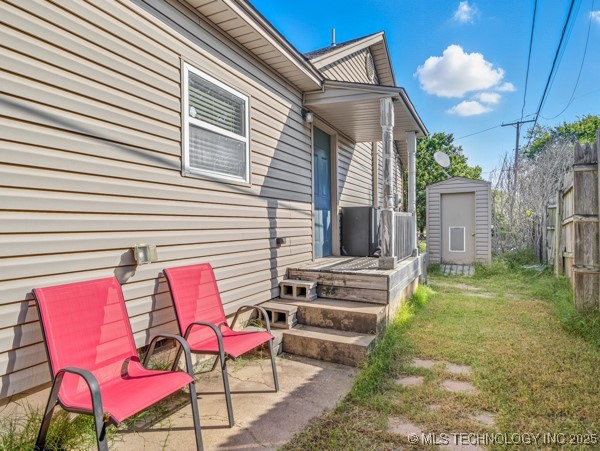 2836 E Admiral Boulevard Property Photo 22