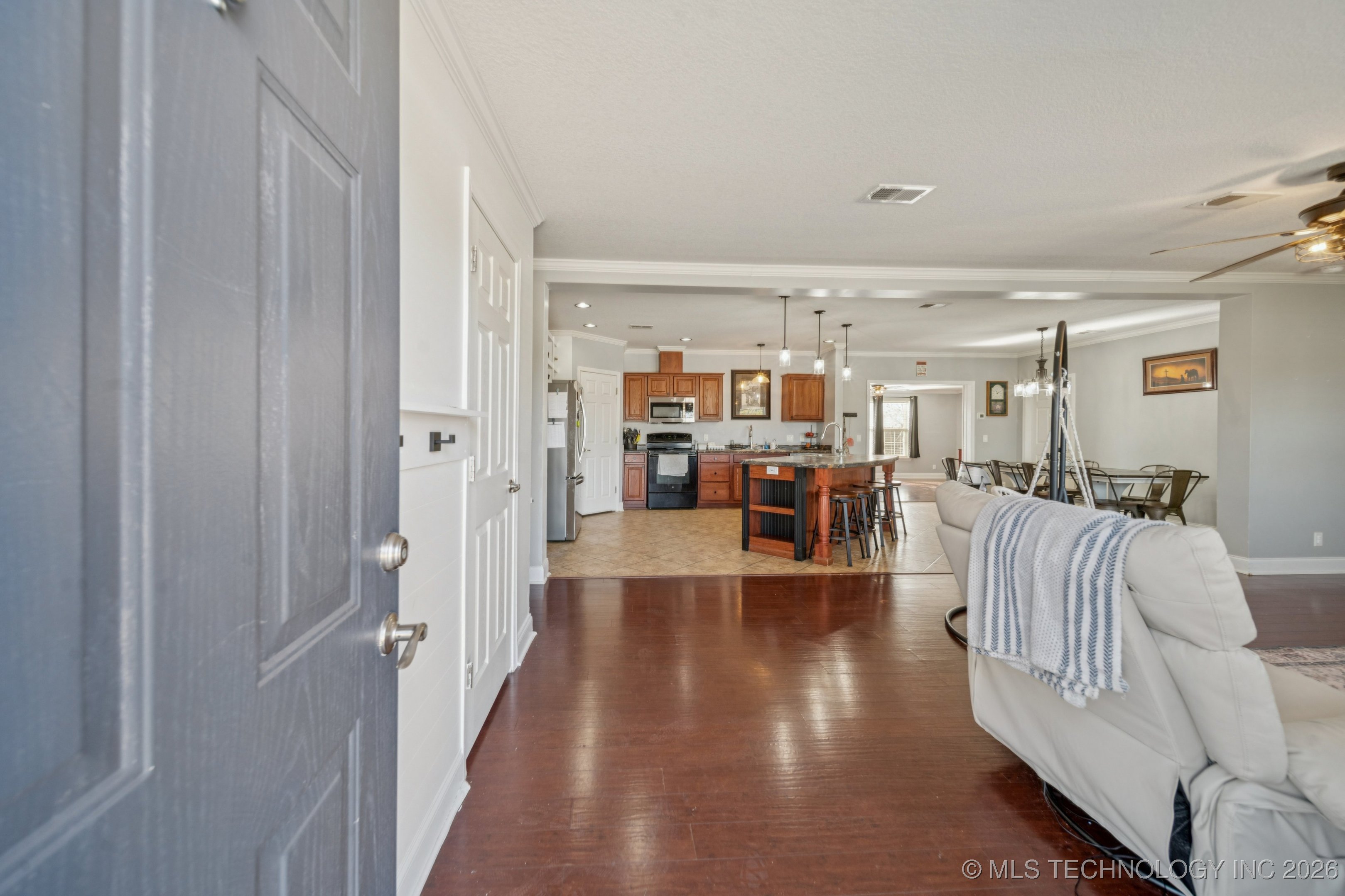 15864 E 530 Road Property Photo 2