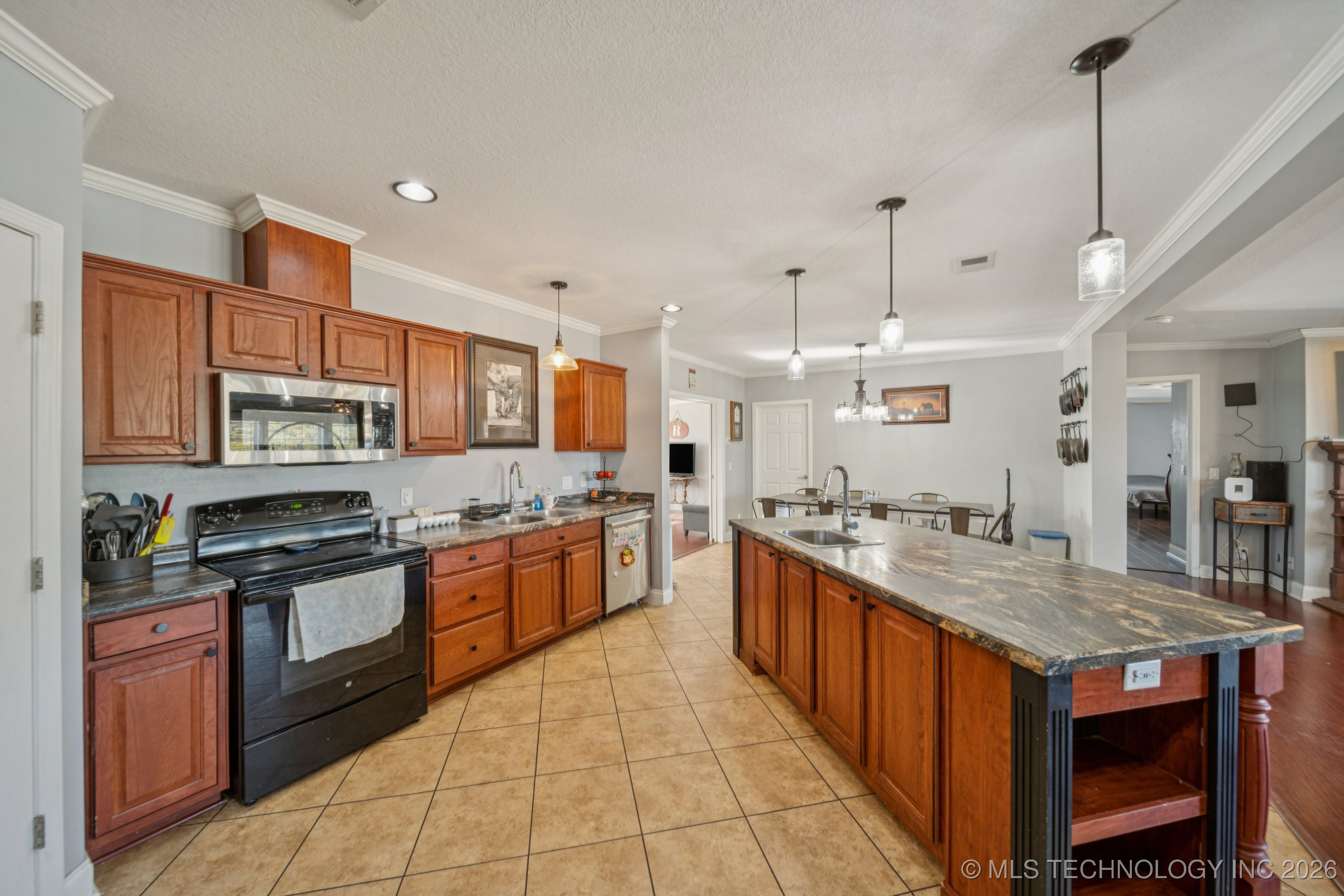 15864 E 530 Road Property Photo 10