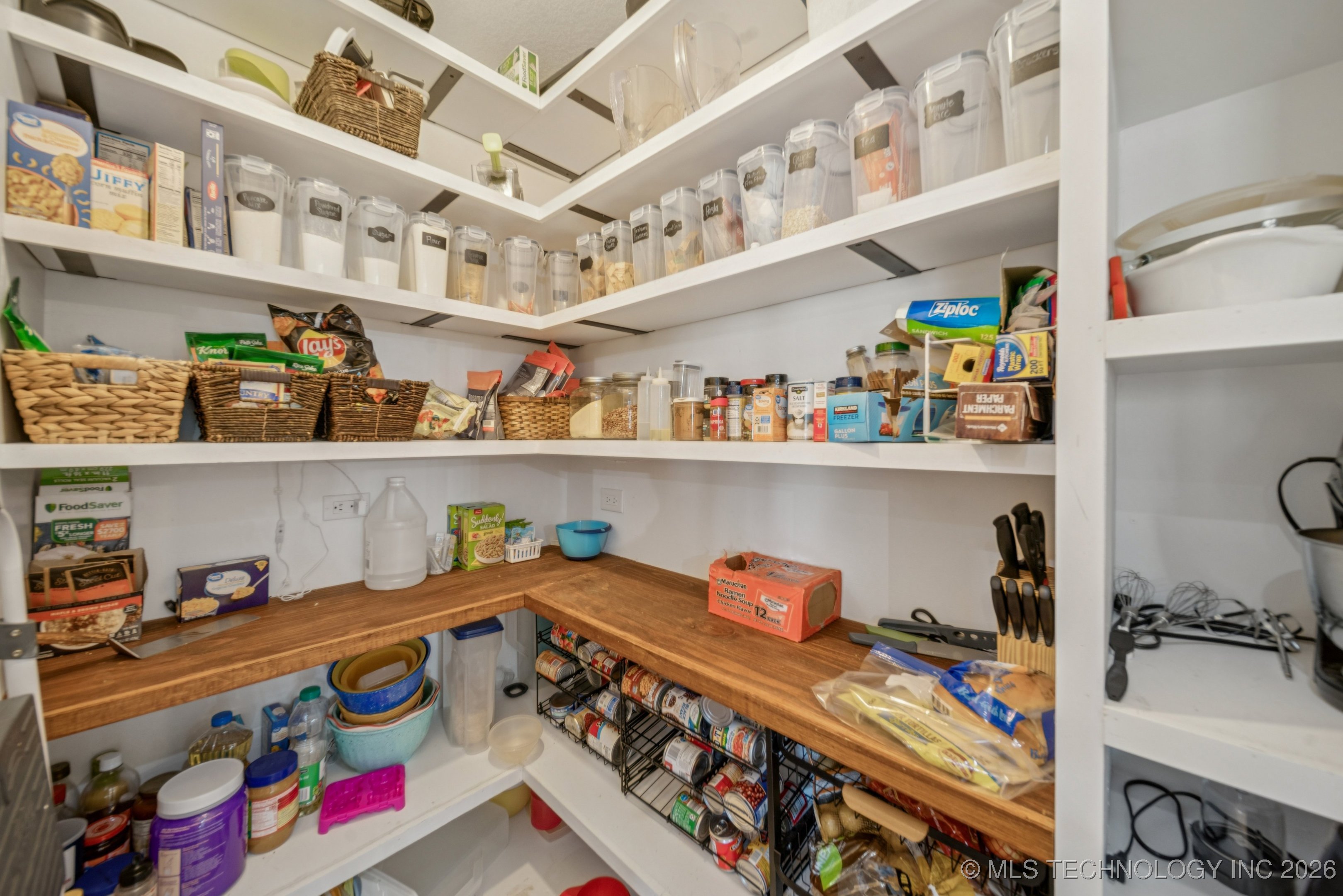 15864 E 530 Road Property Photo 12