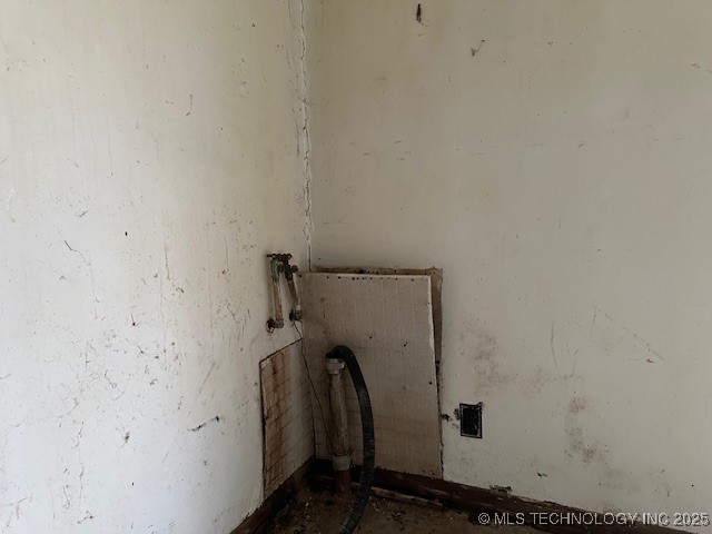 900 S Mabel Avenue Property Photo 14