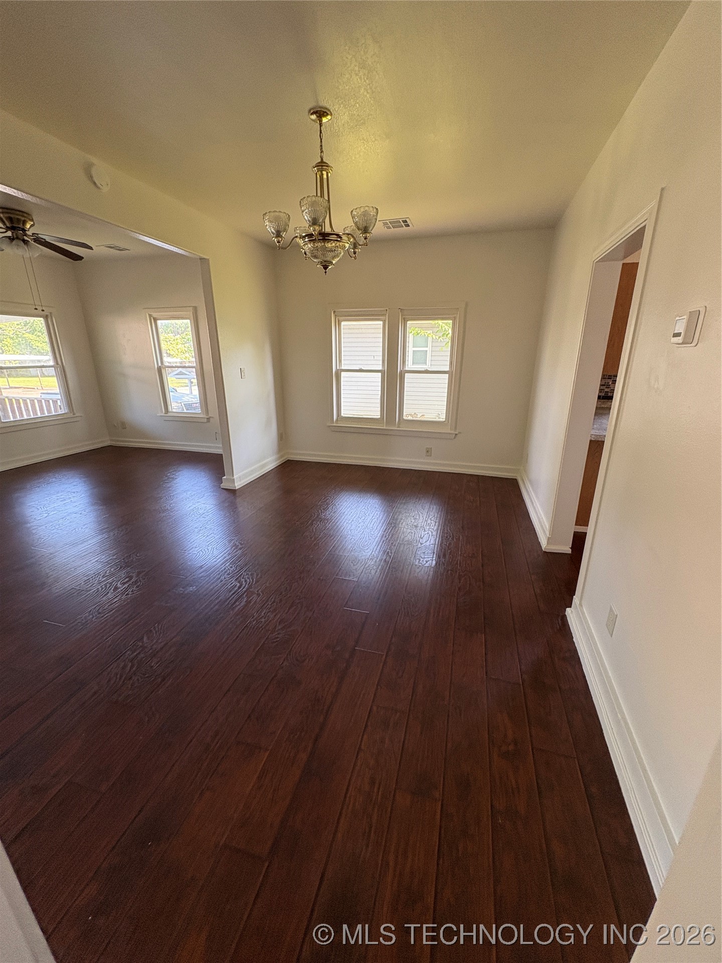 108 N Creek Avenue Property Photo 9