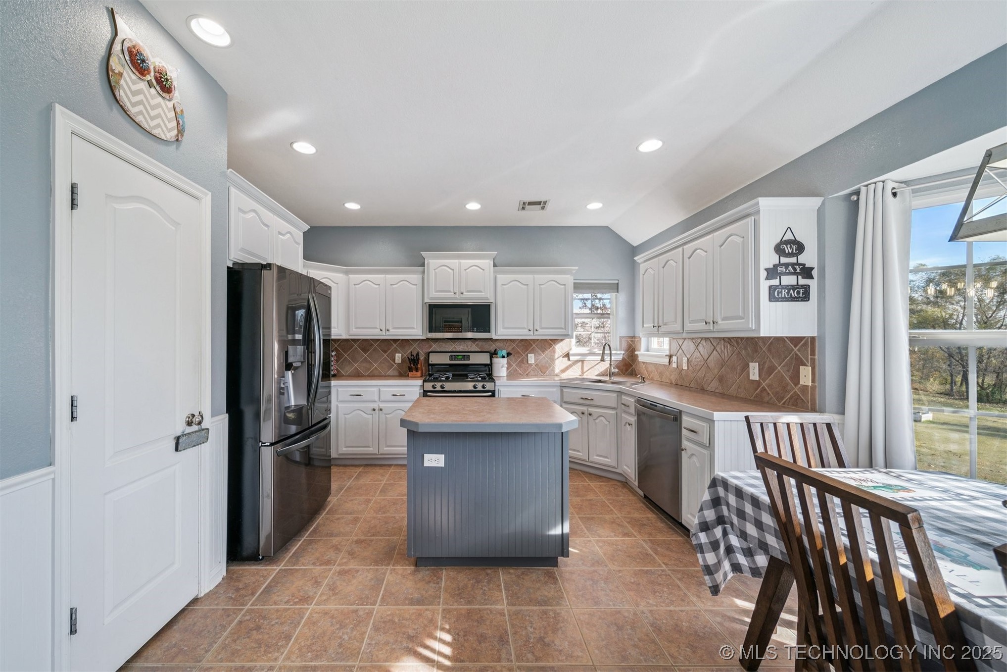 30288 E 169th Street S Property Photo 8