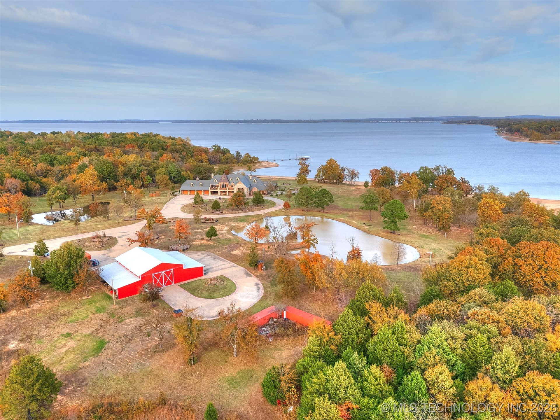 414498 E 1170 Road Property Photo 1