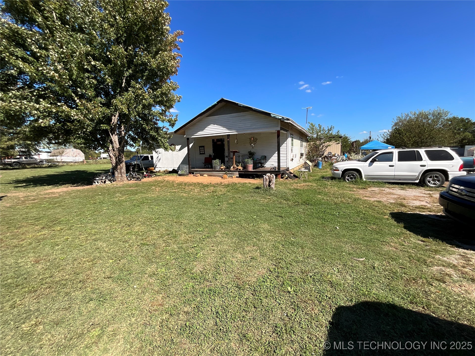 12795 S 4200 Road Property Photo 2