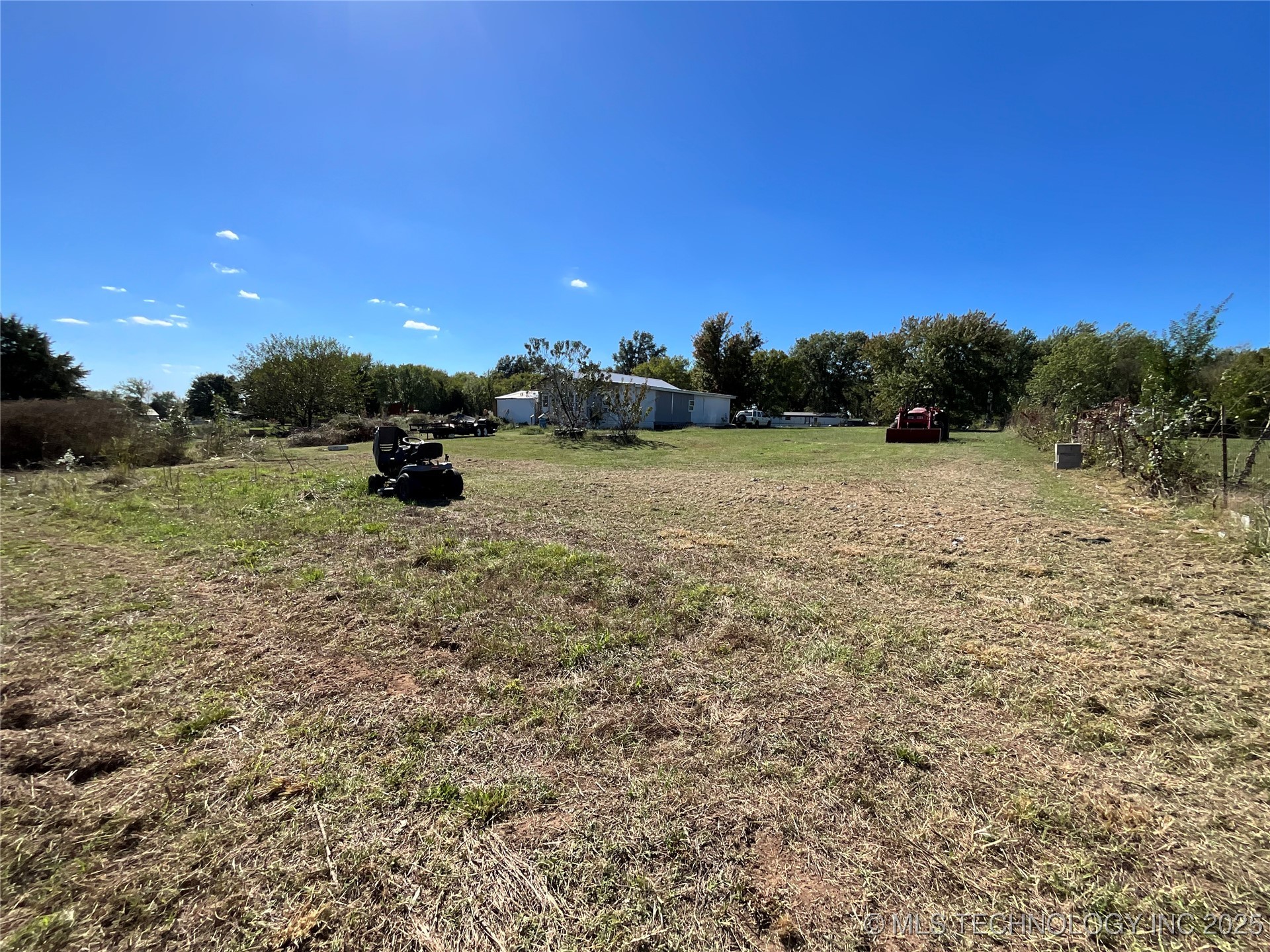 12795 S 4200 Road Property Photo 6