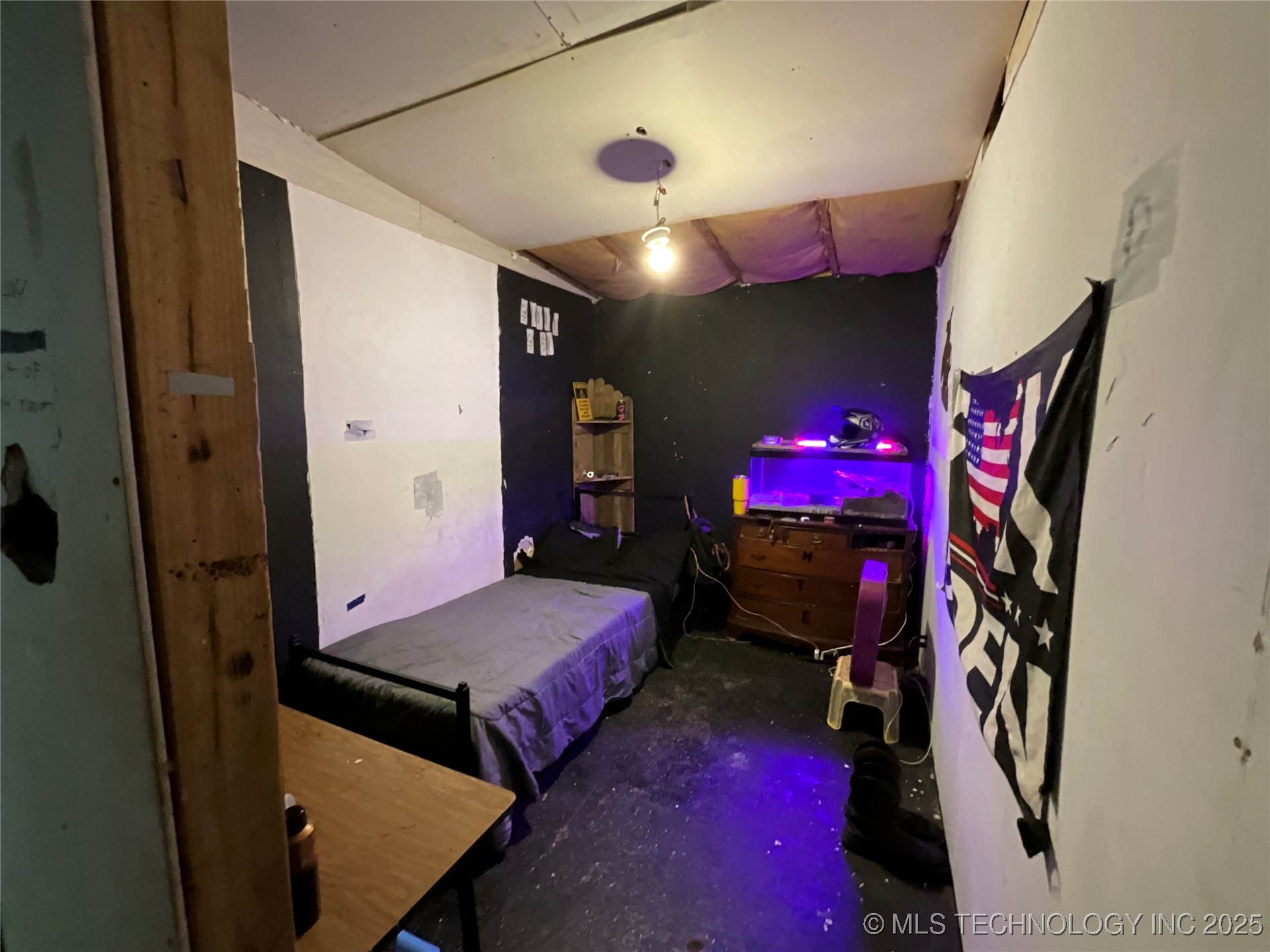 12795 S 4200 Road Property Photo 18