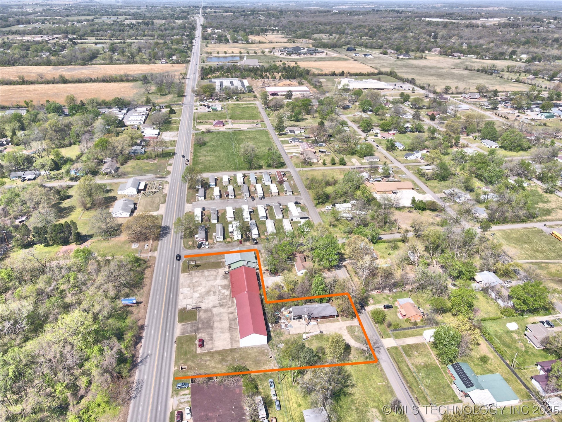 5026 W Okmulgee Property Photo 3