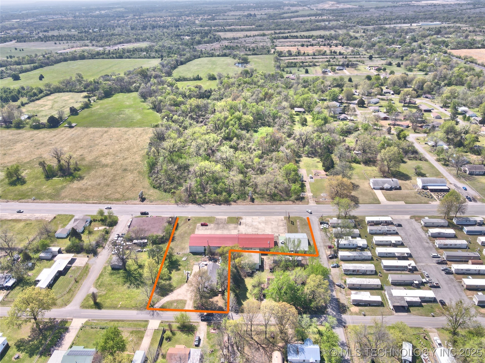 5026 W Okmulgee Property Photo 4