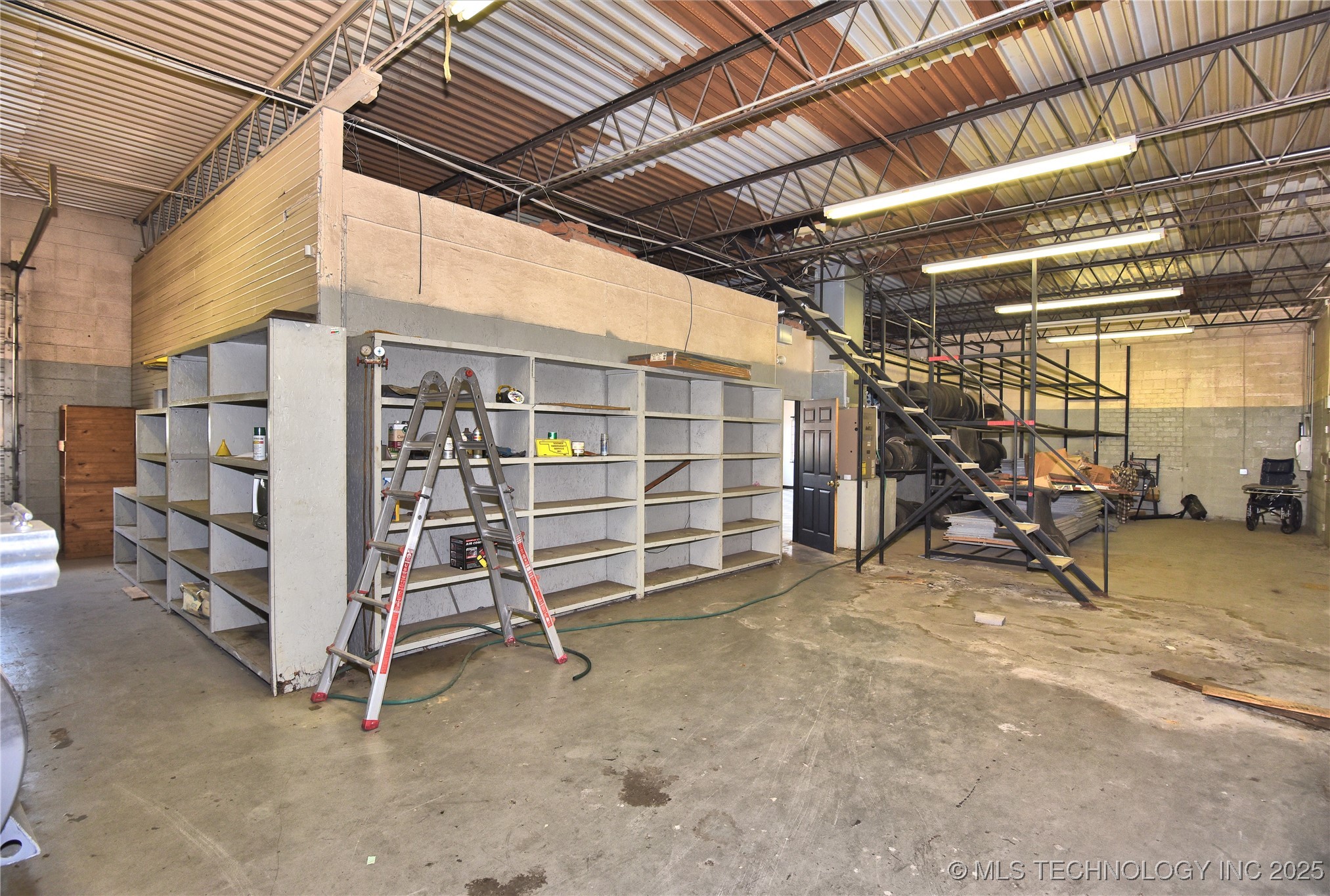 5026 W Okmulgee Property Photo 17