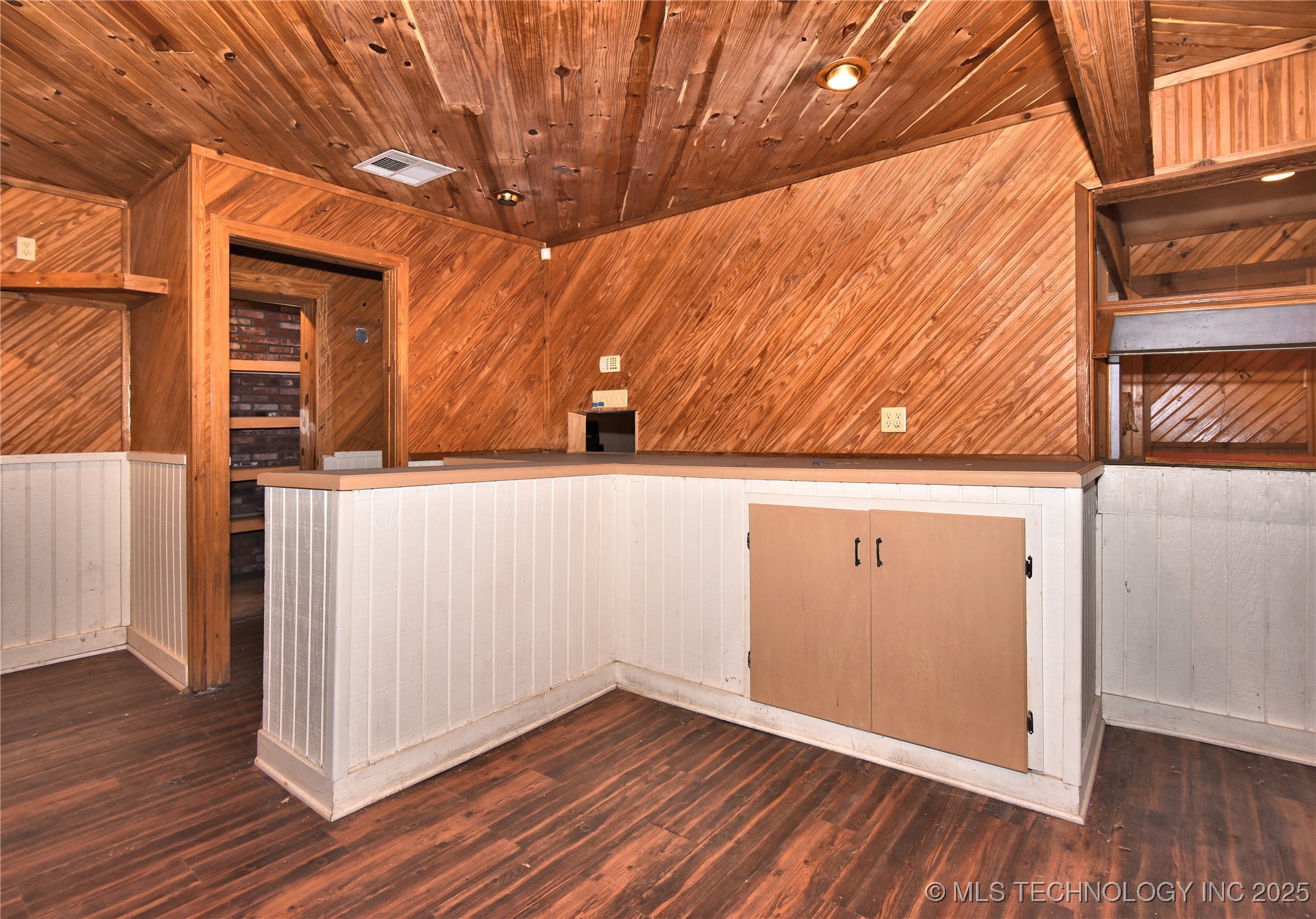 5026 W Okmulgee Property Photo 33