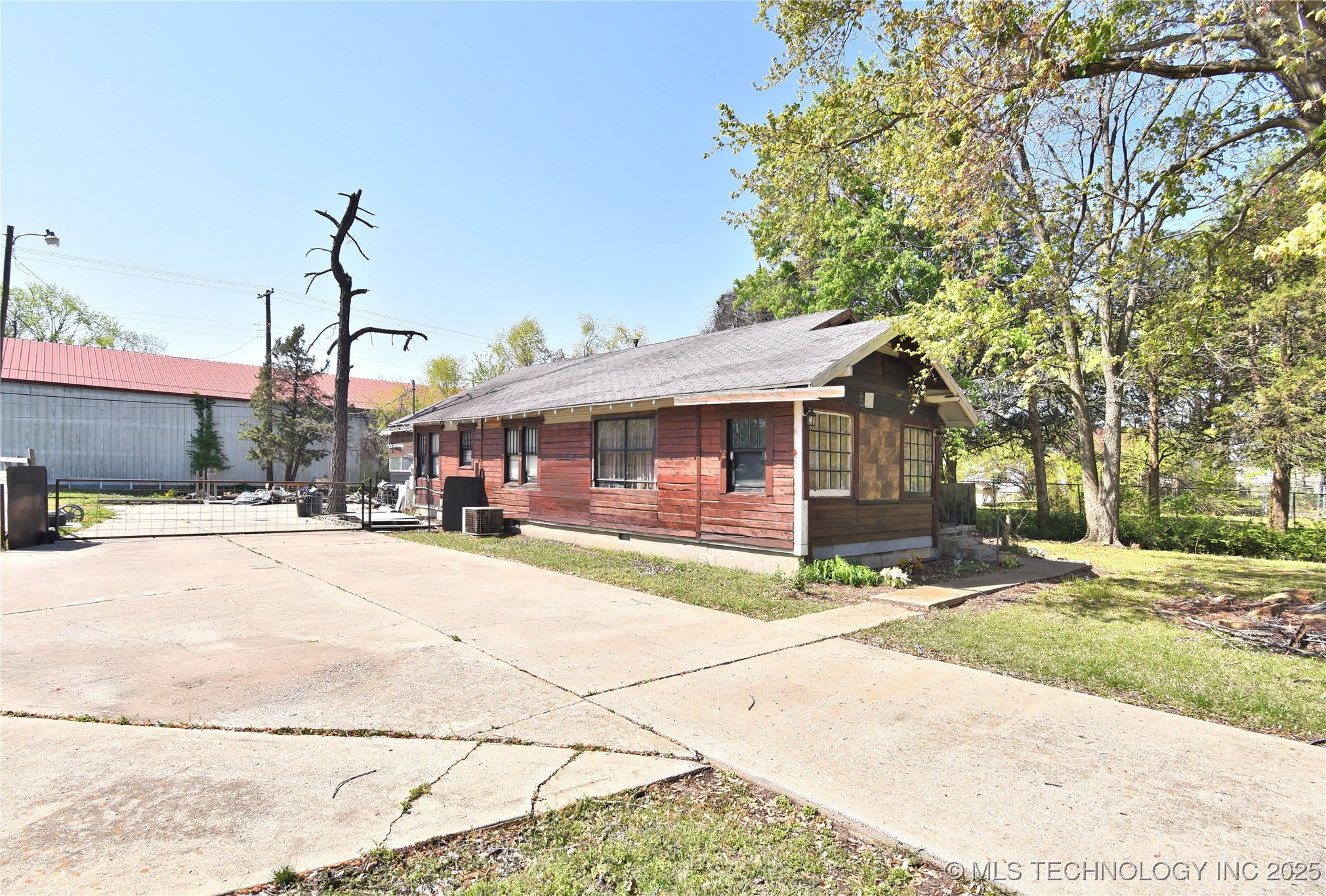 5026 W Okmulgee Property Photo 41