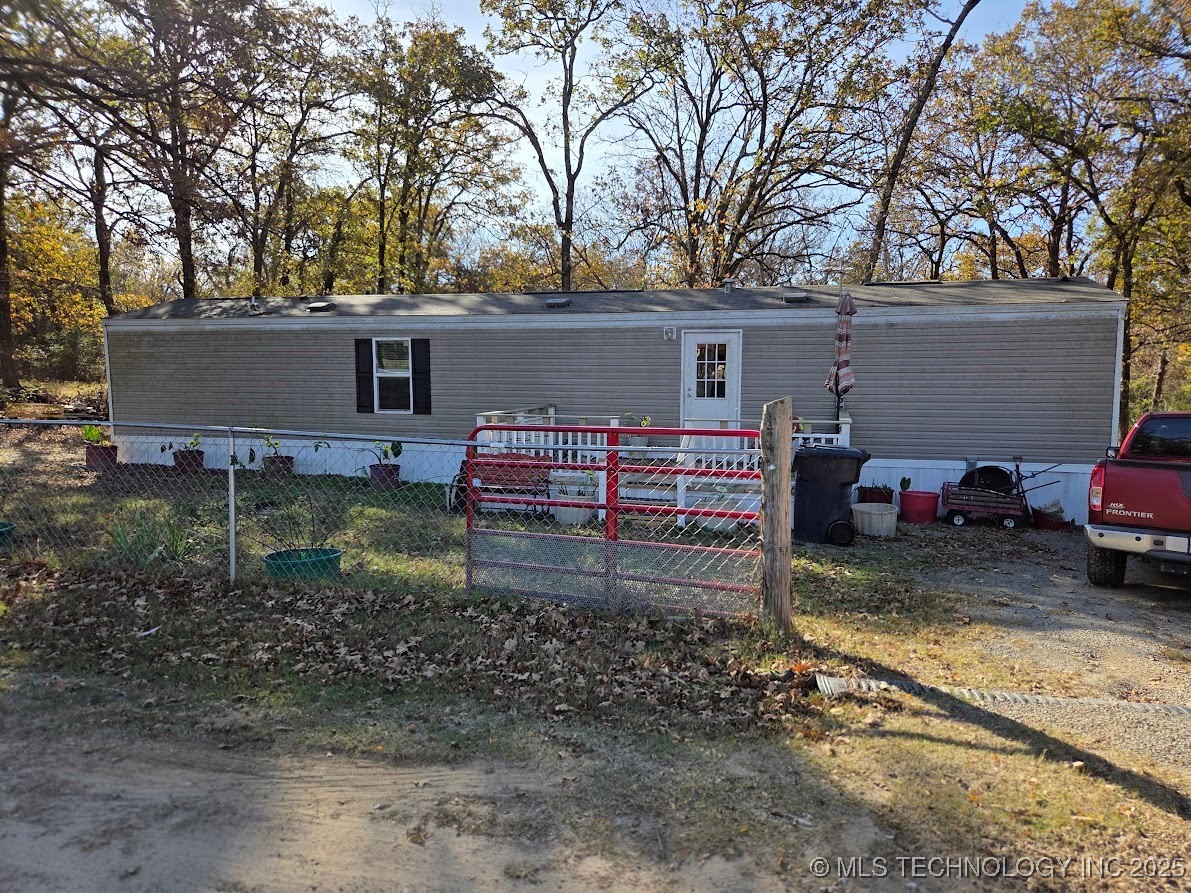 409623 E 1115 Road Property Photo 1