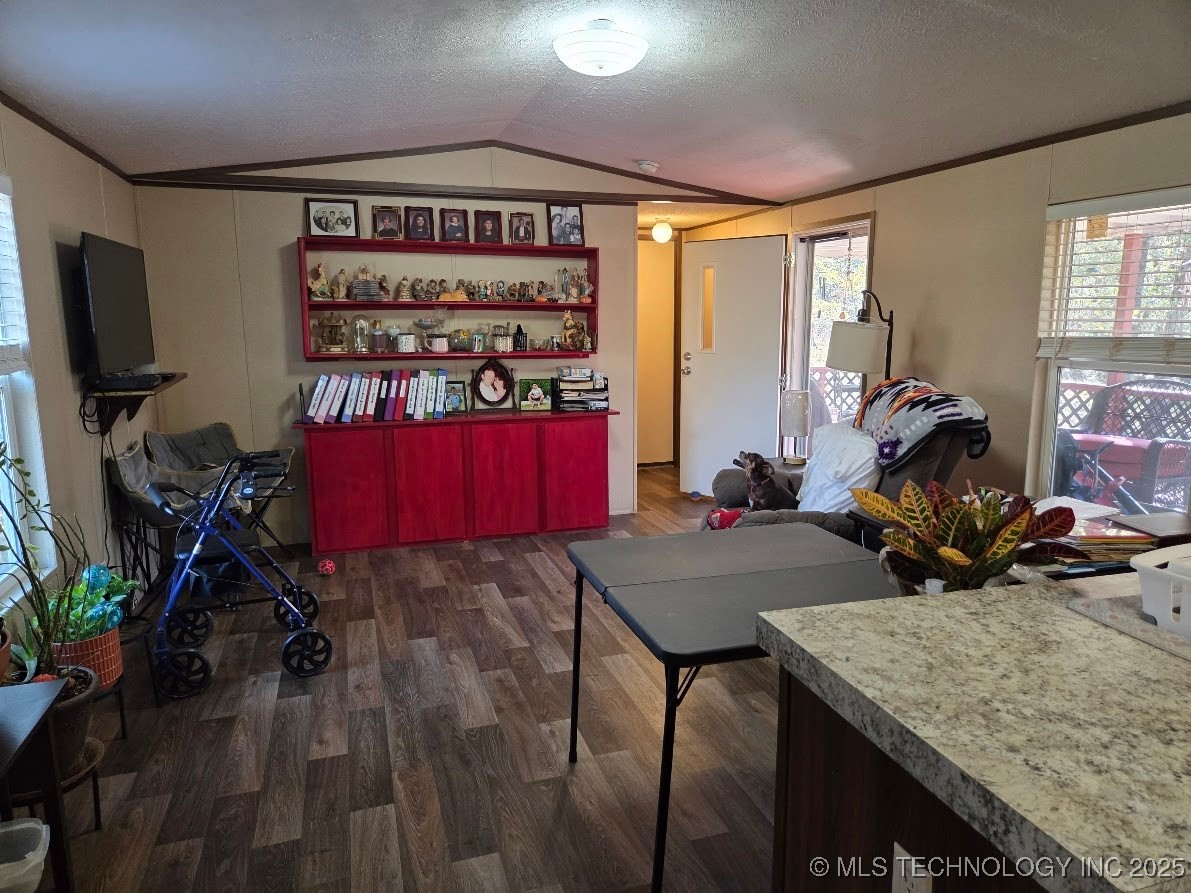 409623 E 1115 Road Property Photo 7