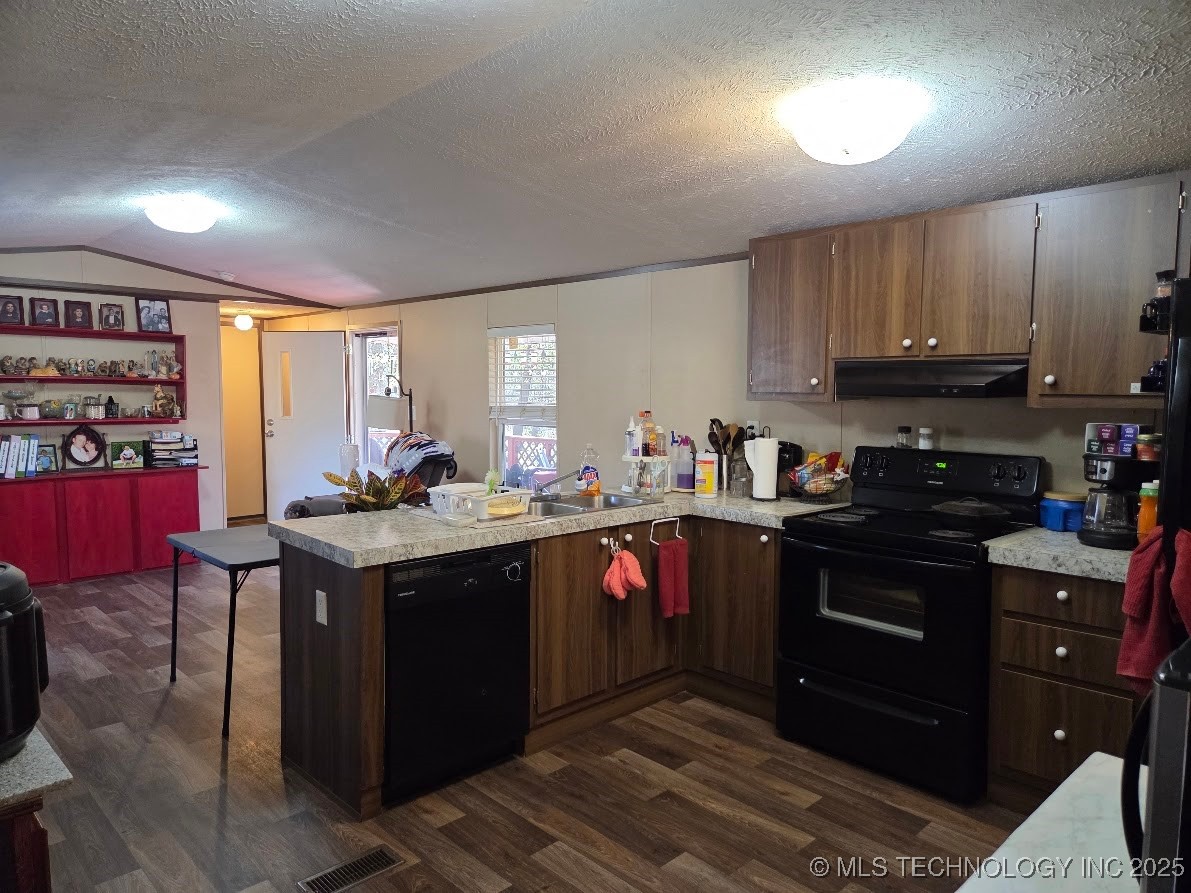 409623 E 1115 Road Property Photo 8