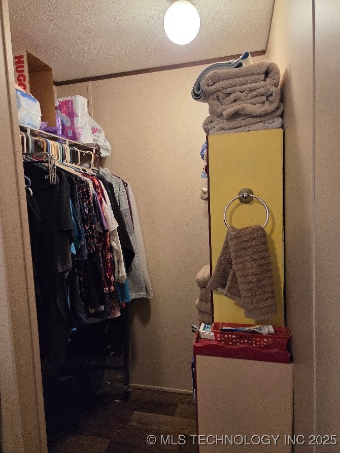 409623 E 1115 Road Property Photo 17