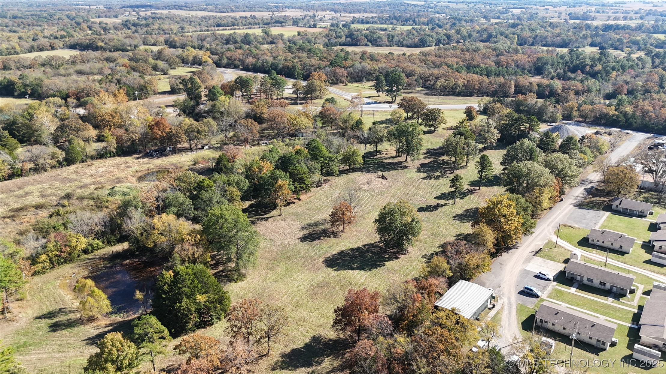 Highway 2 Highway Property Photo 10