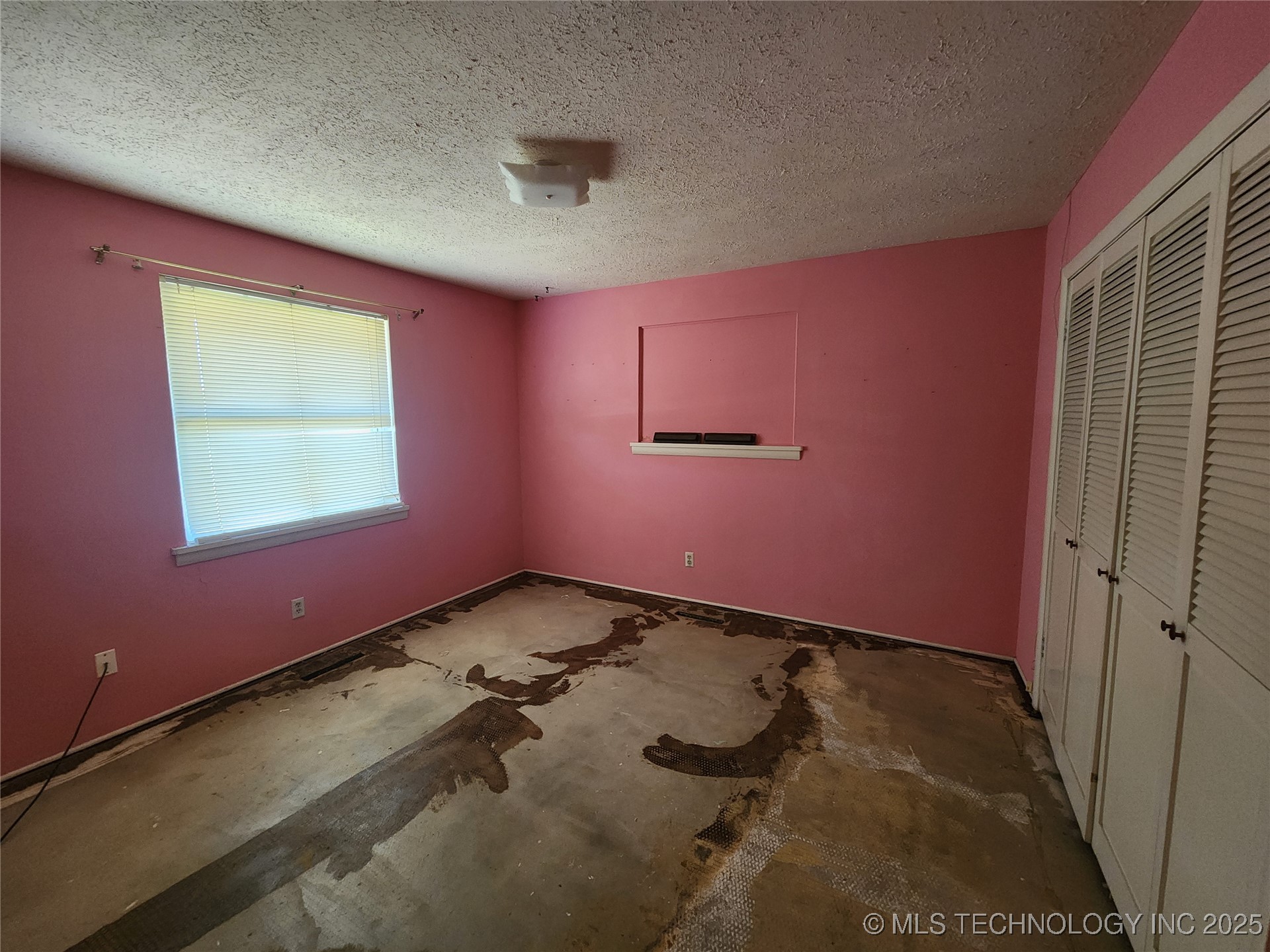 1672 S Velma Avenue Property Photo 44