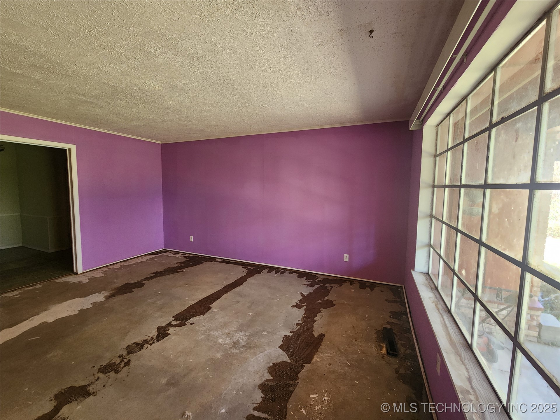 1672 S Velma Avenue Property Photo 45