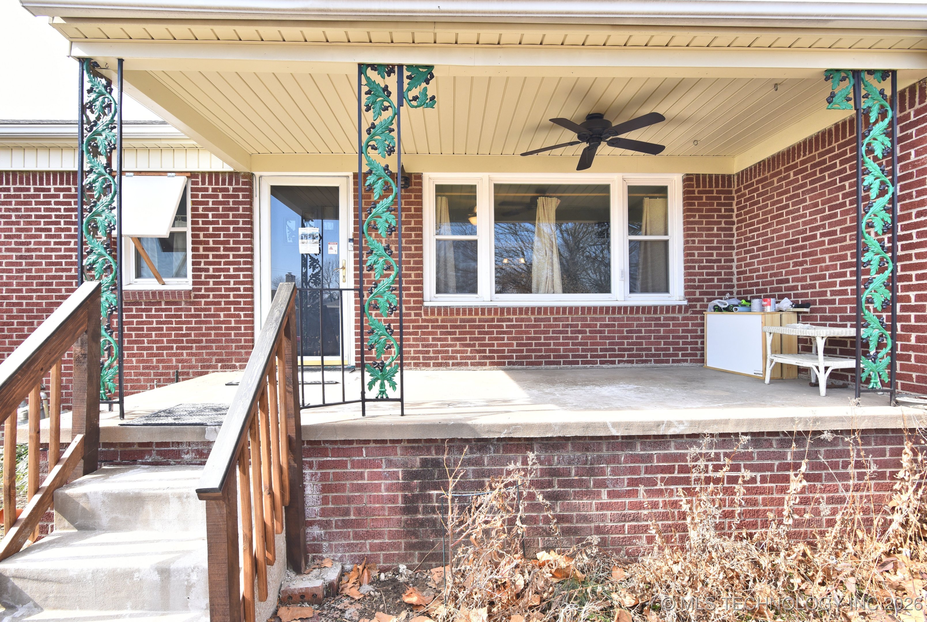 564 S Sandusky Avenue Property Photo 3