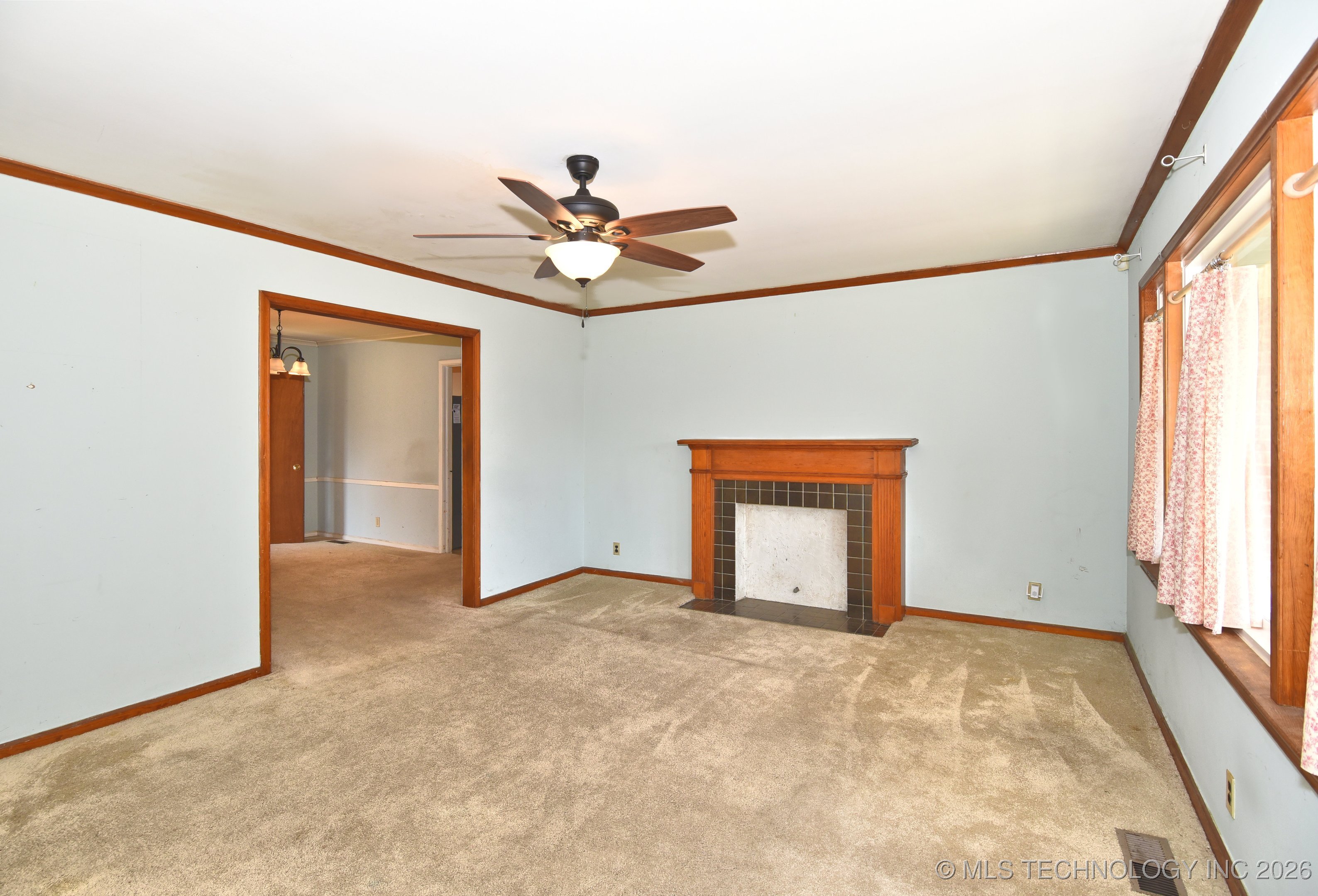 564 S Sandusky Avenue Property Photo 8