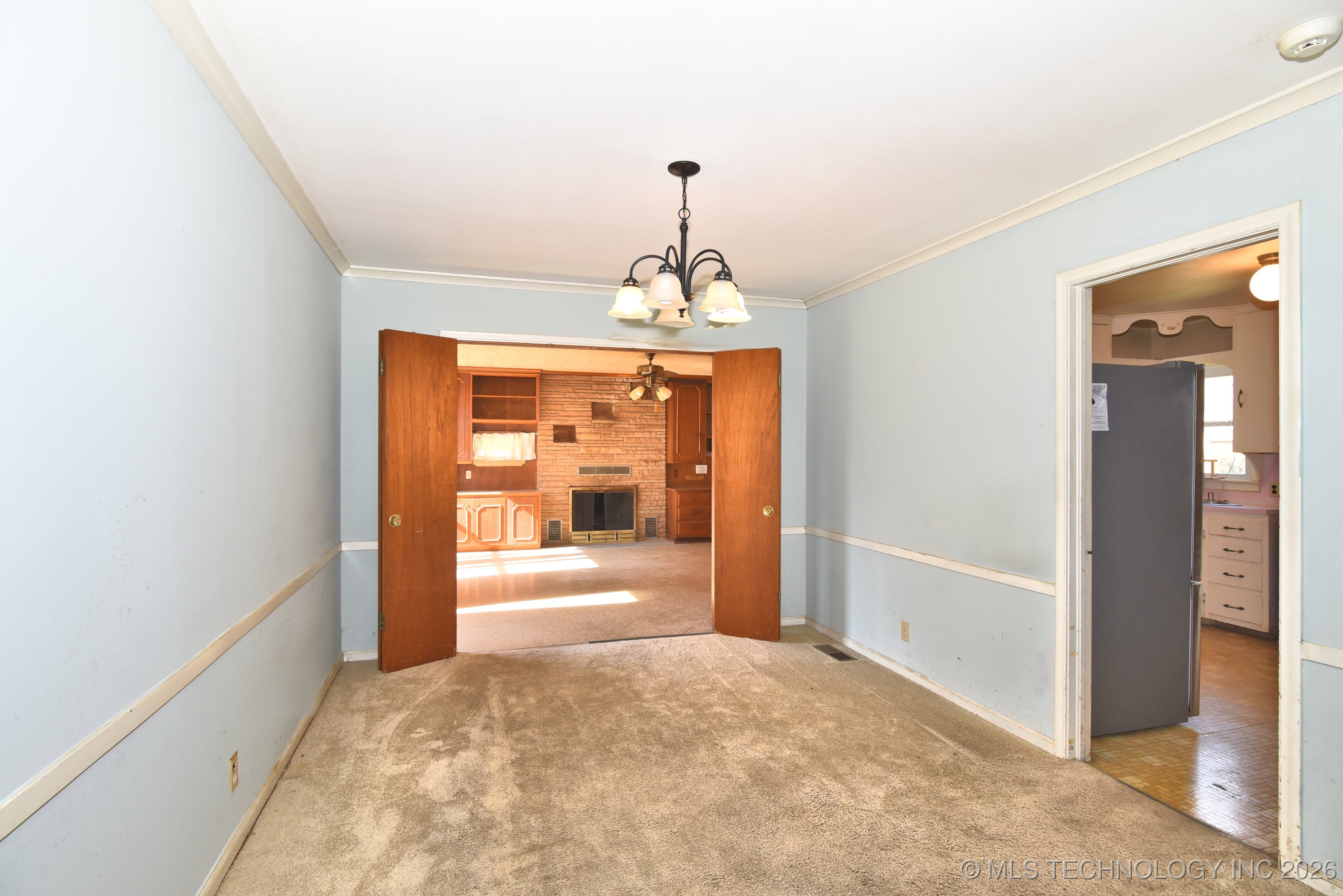 564 S Sandusky Avenue Property Photo 9