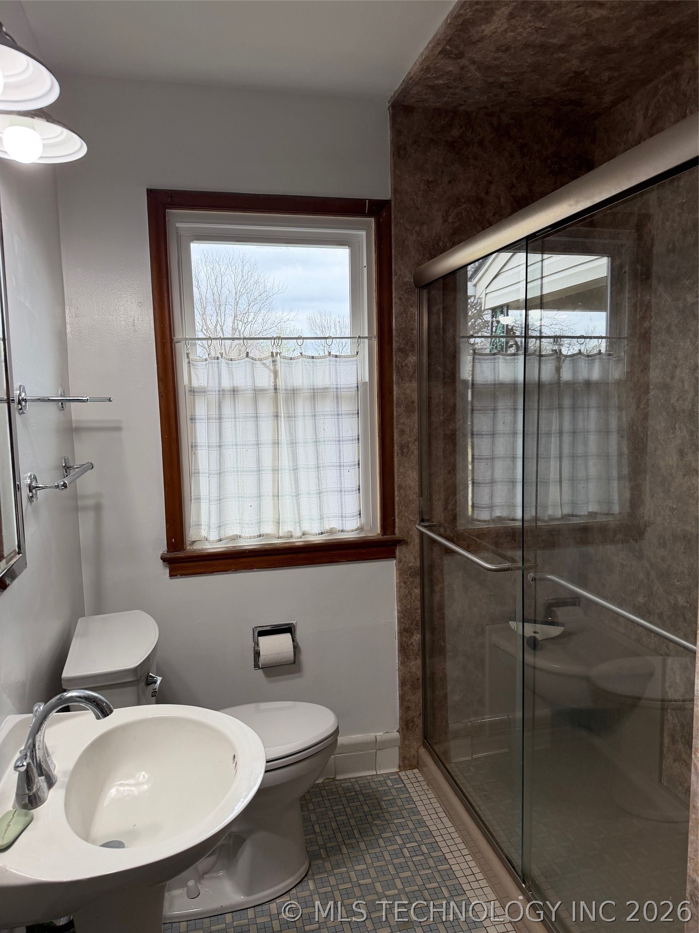 564 S Sandusky Avenue Property Photo 19