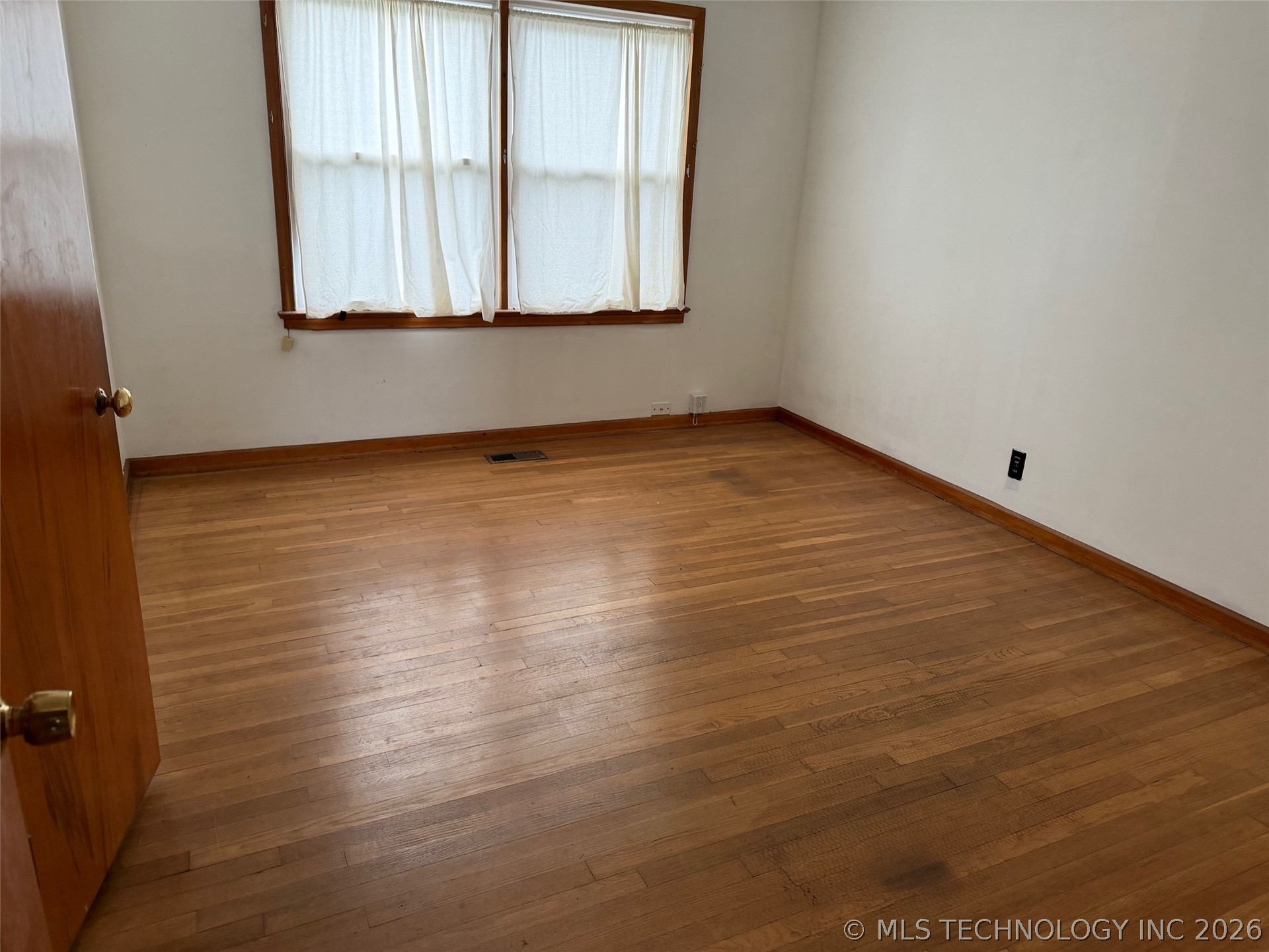 564 S Sandusky Avenue Property Photo 20