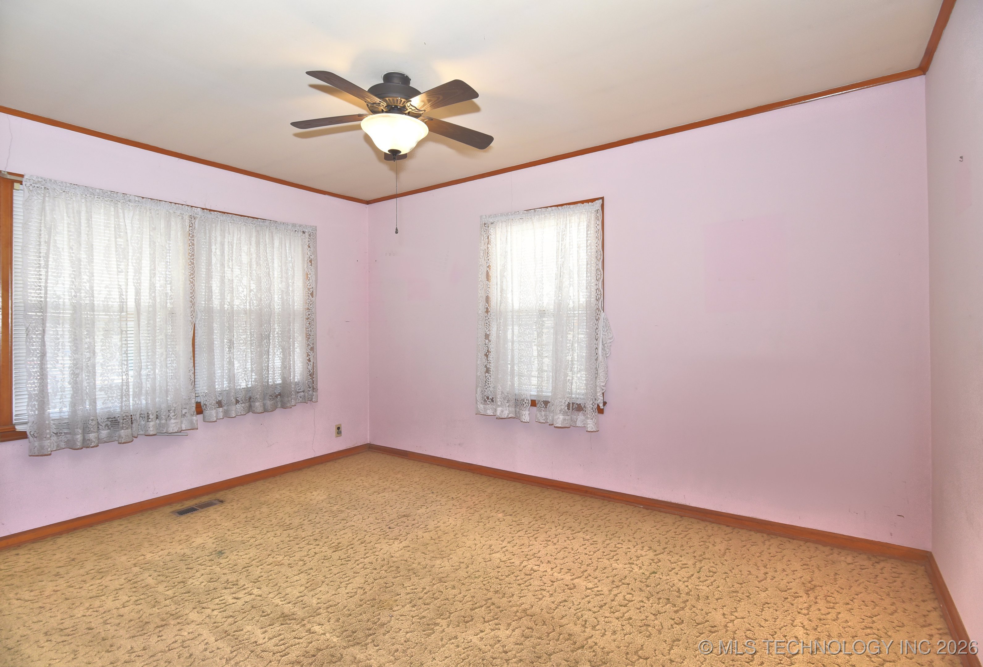 564 S Sandusky Avenue Property Photo 25