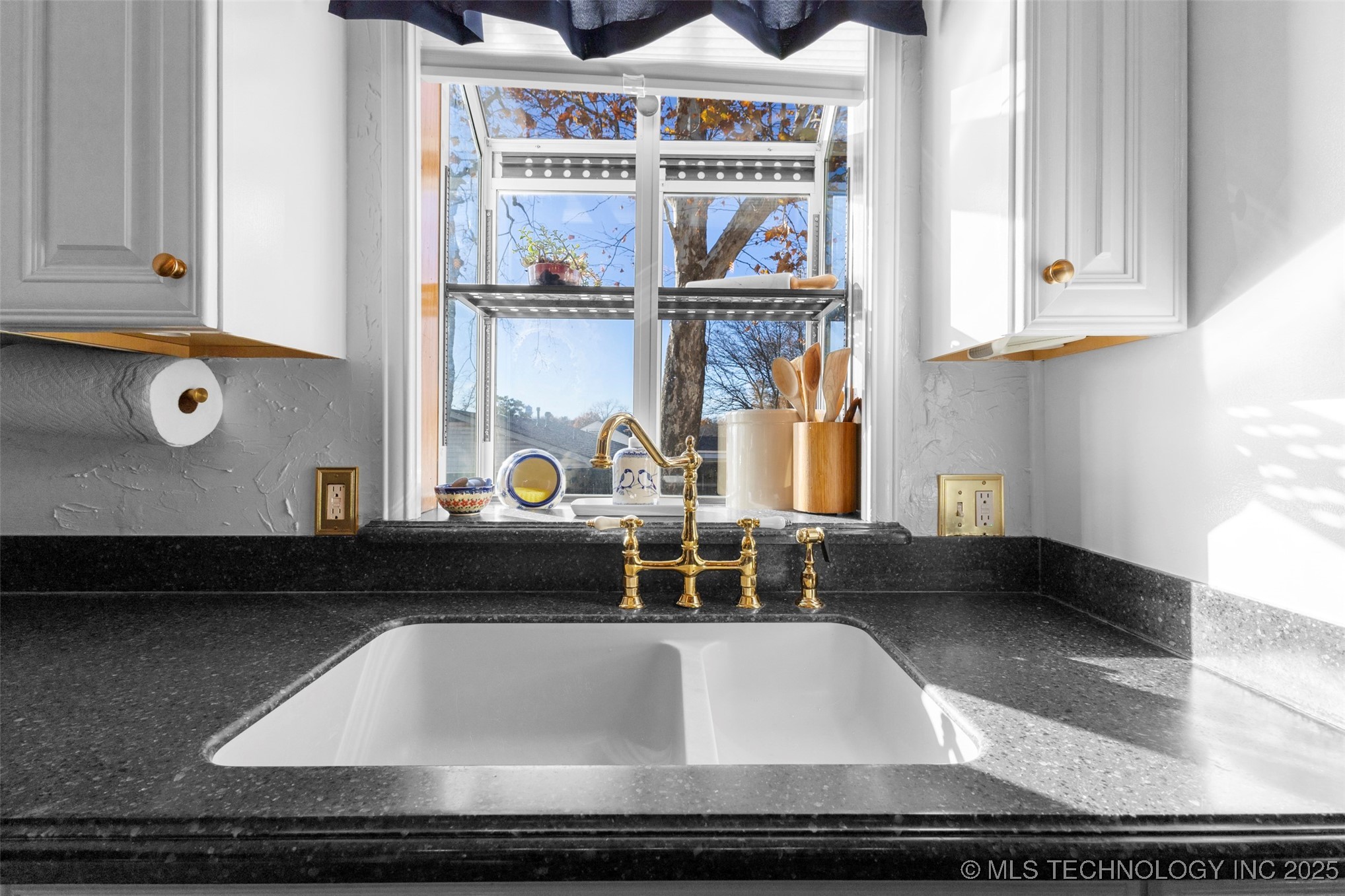 722 E 18th Street Property Photo 15