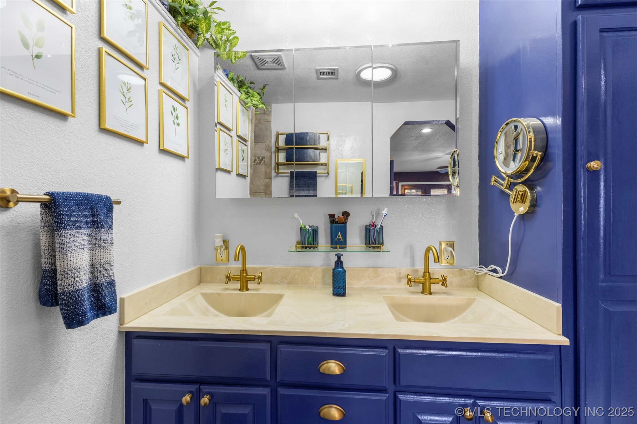 722 E 18th Street Property Photo 27