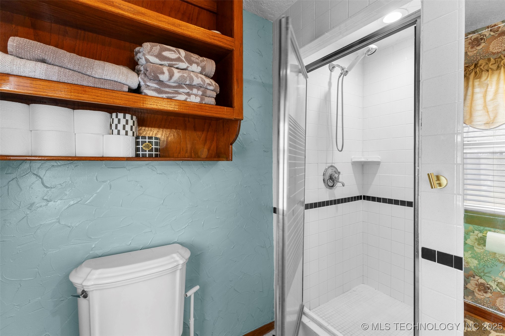 722 E 18th Street Property Photo 42