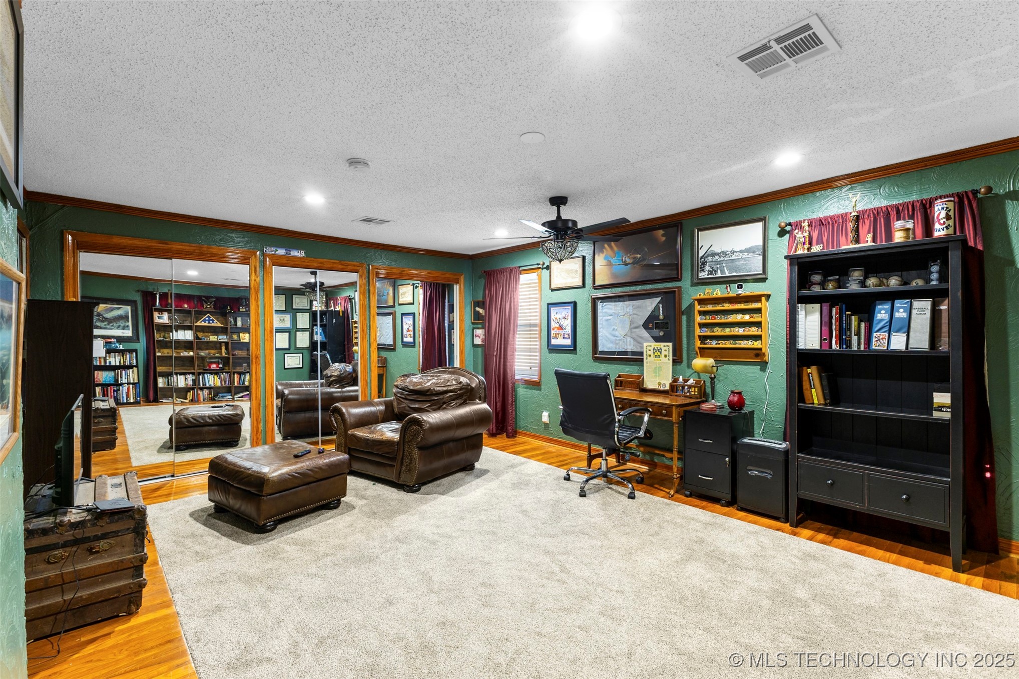 722 E 18th Street Property Photo 45