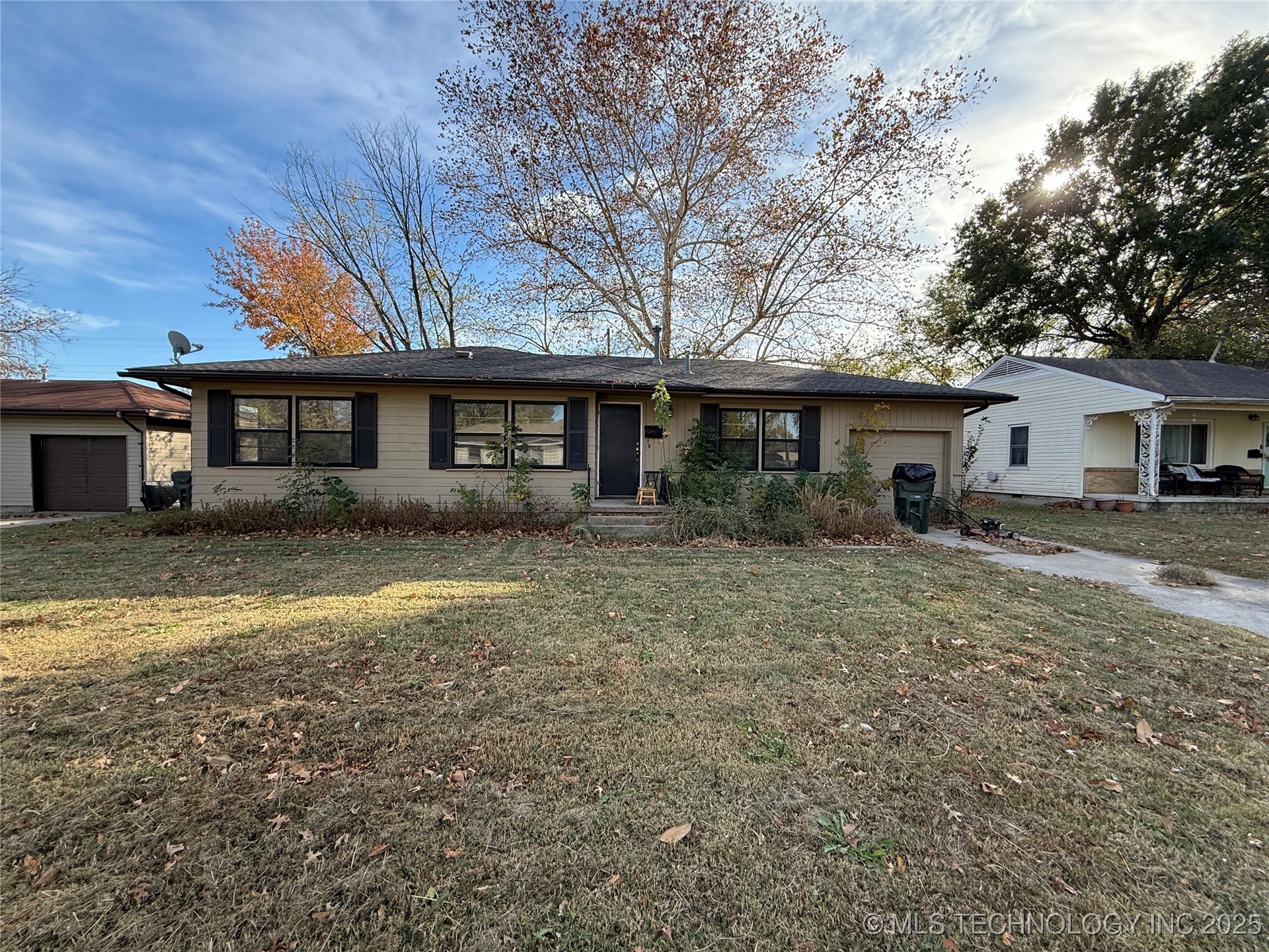 2405 Dayton Property Photo 1