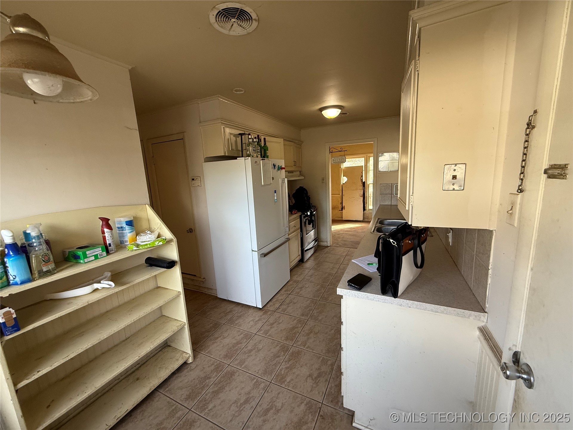 2405 Dayton Property Photo 11