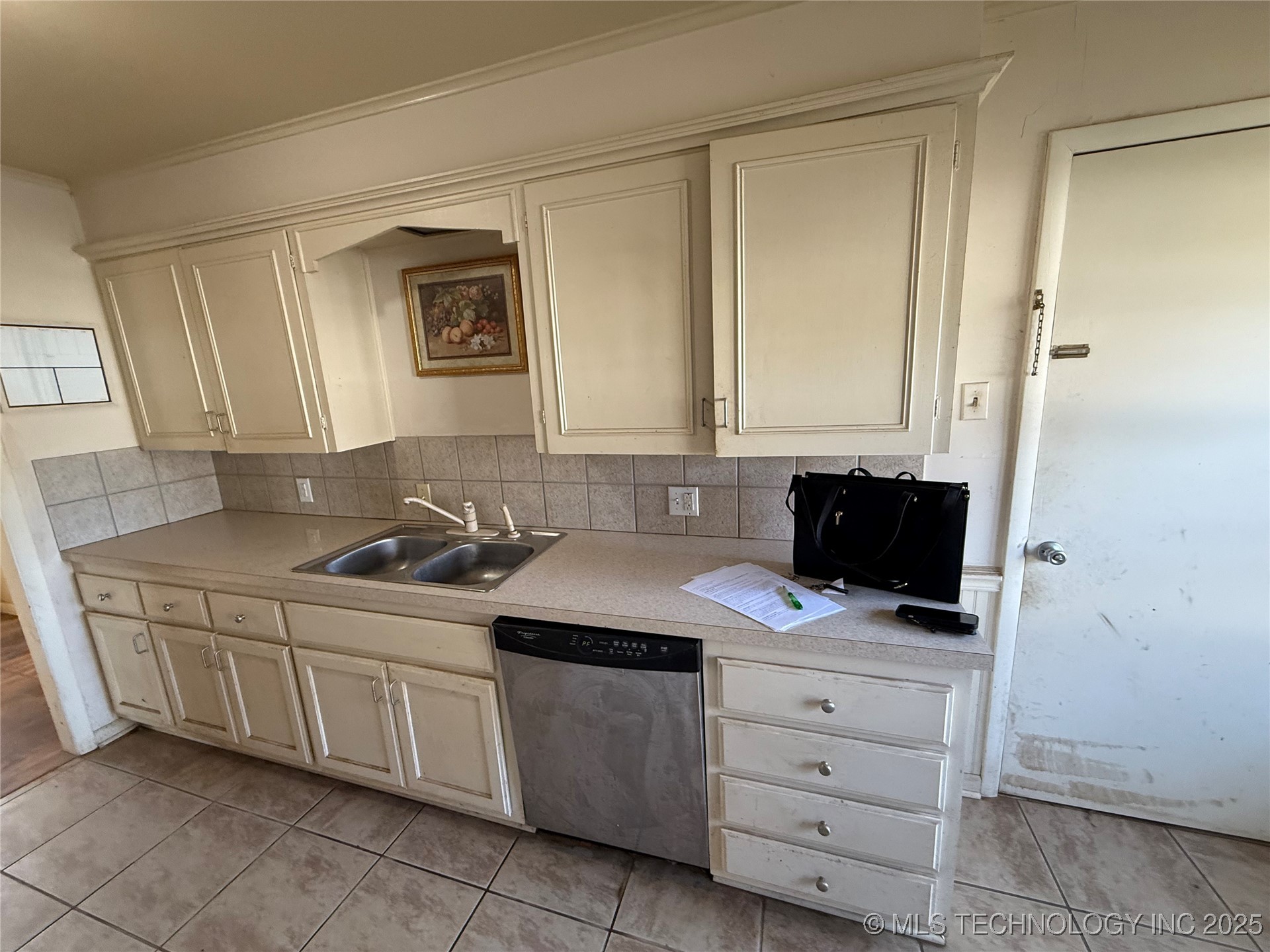 2405 Dayton Property Photo 12