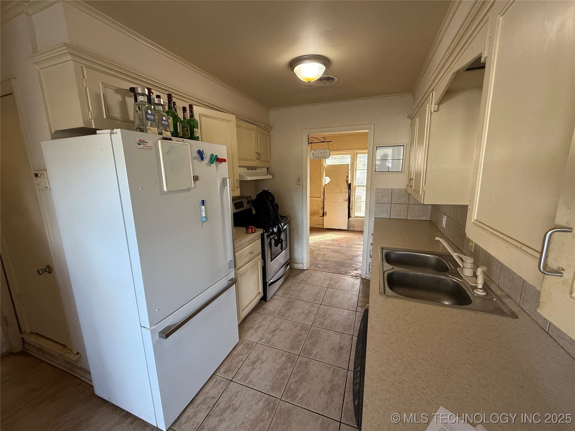 2405 Dayton Property Photo 13