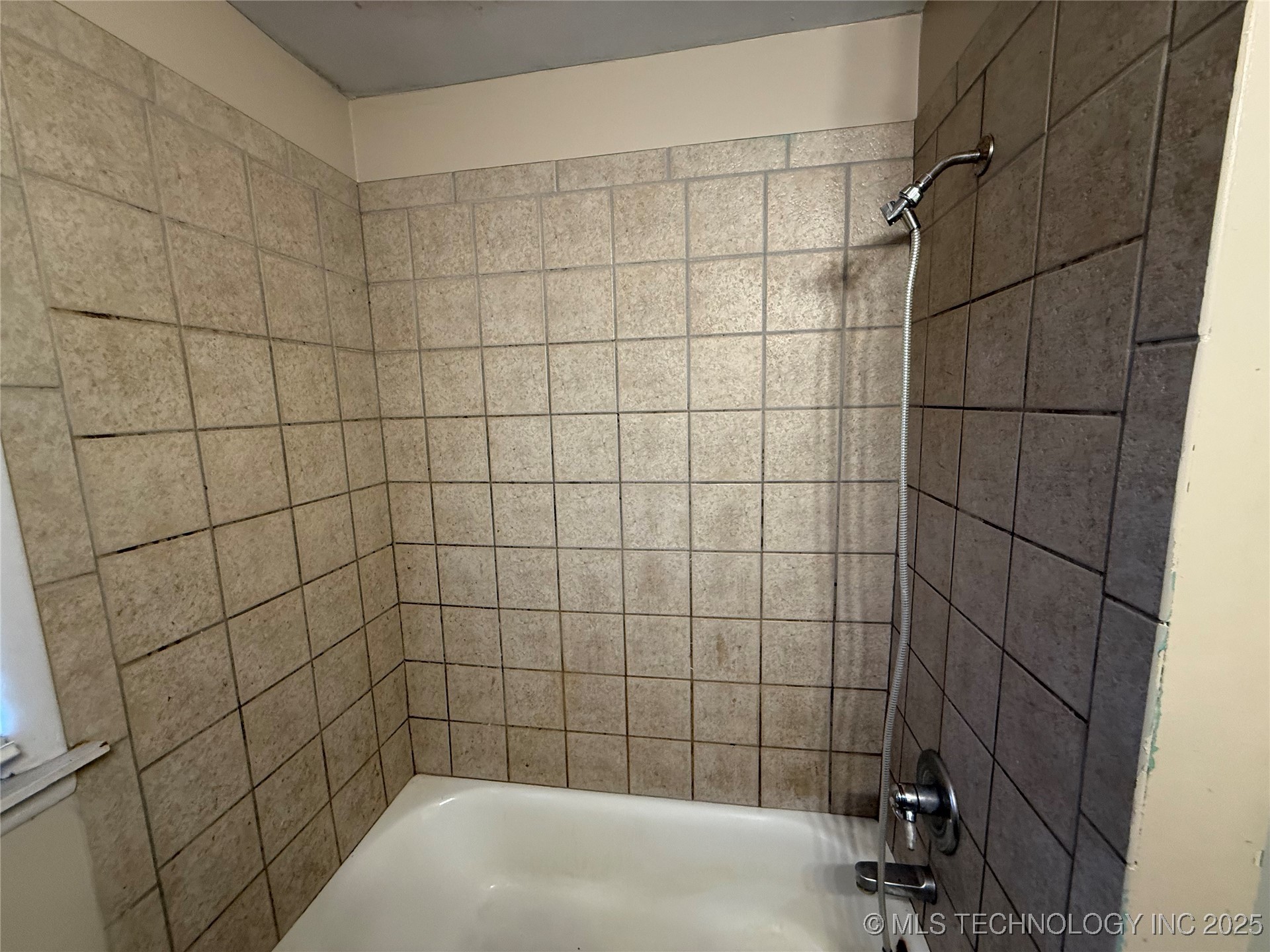 2405 Dayton Property Photo 20