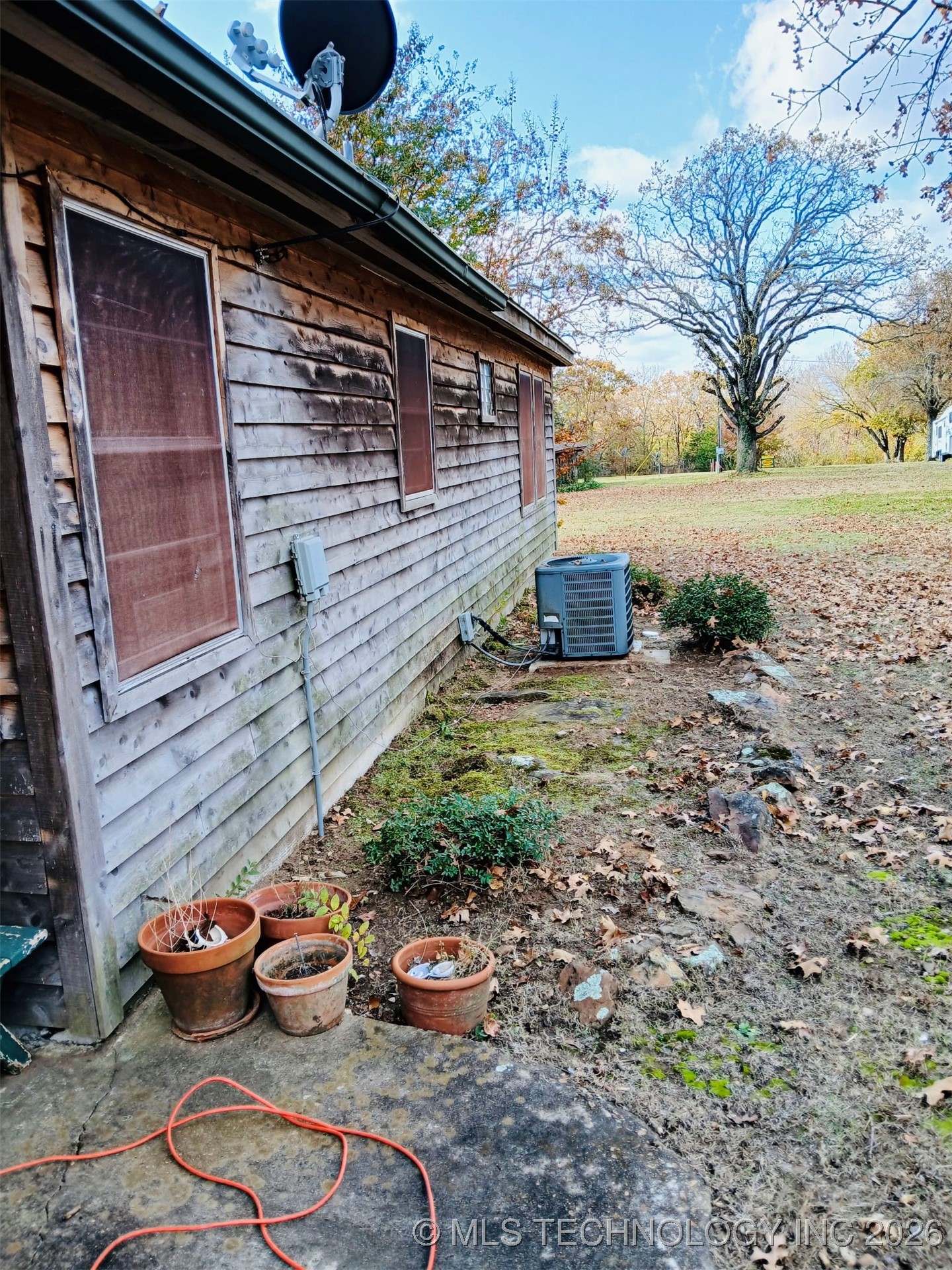 01 E 965 Loop Property Photo 25