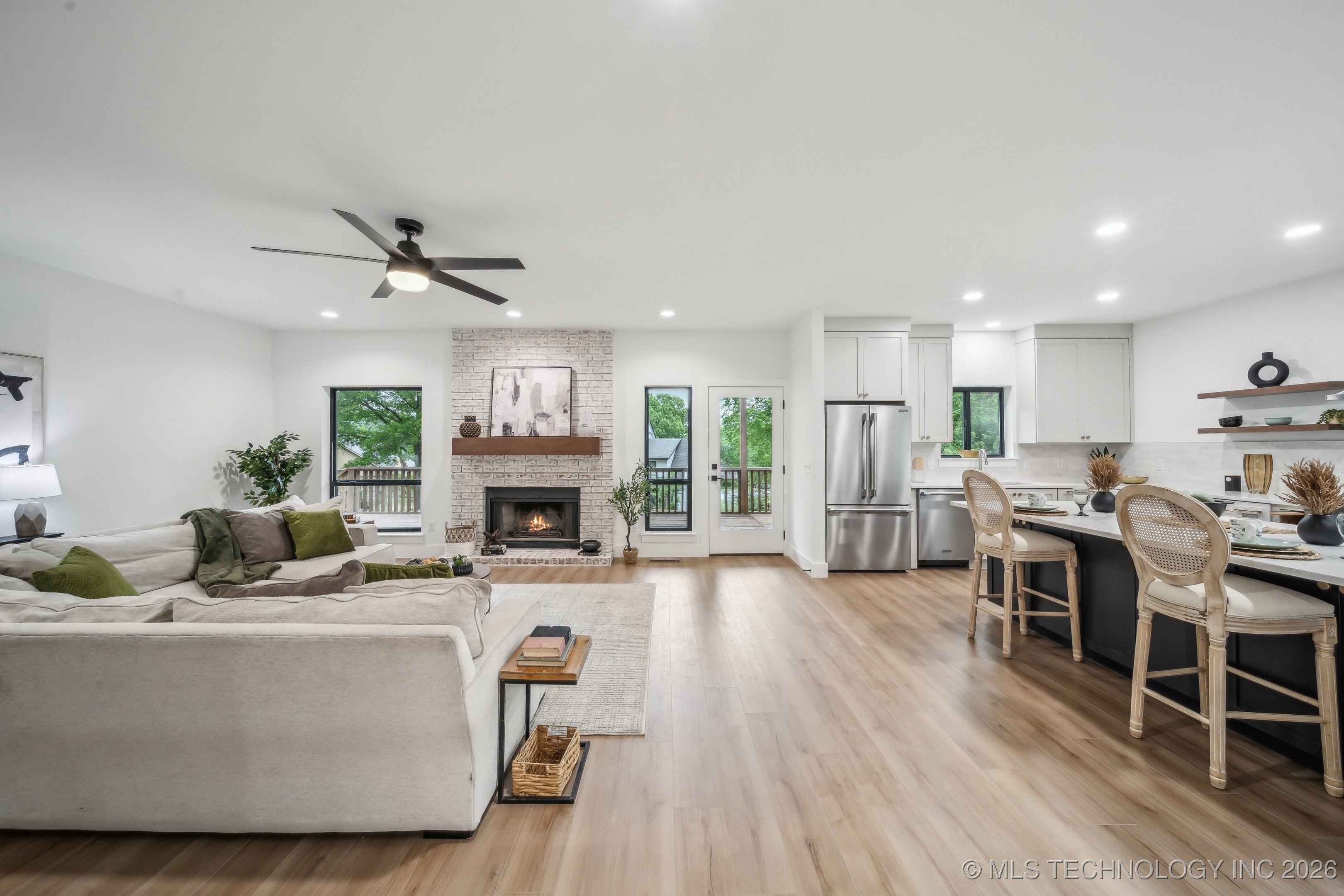 6601 S 5th Avenue Property Photo 11