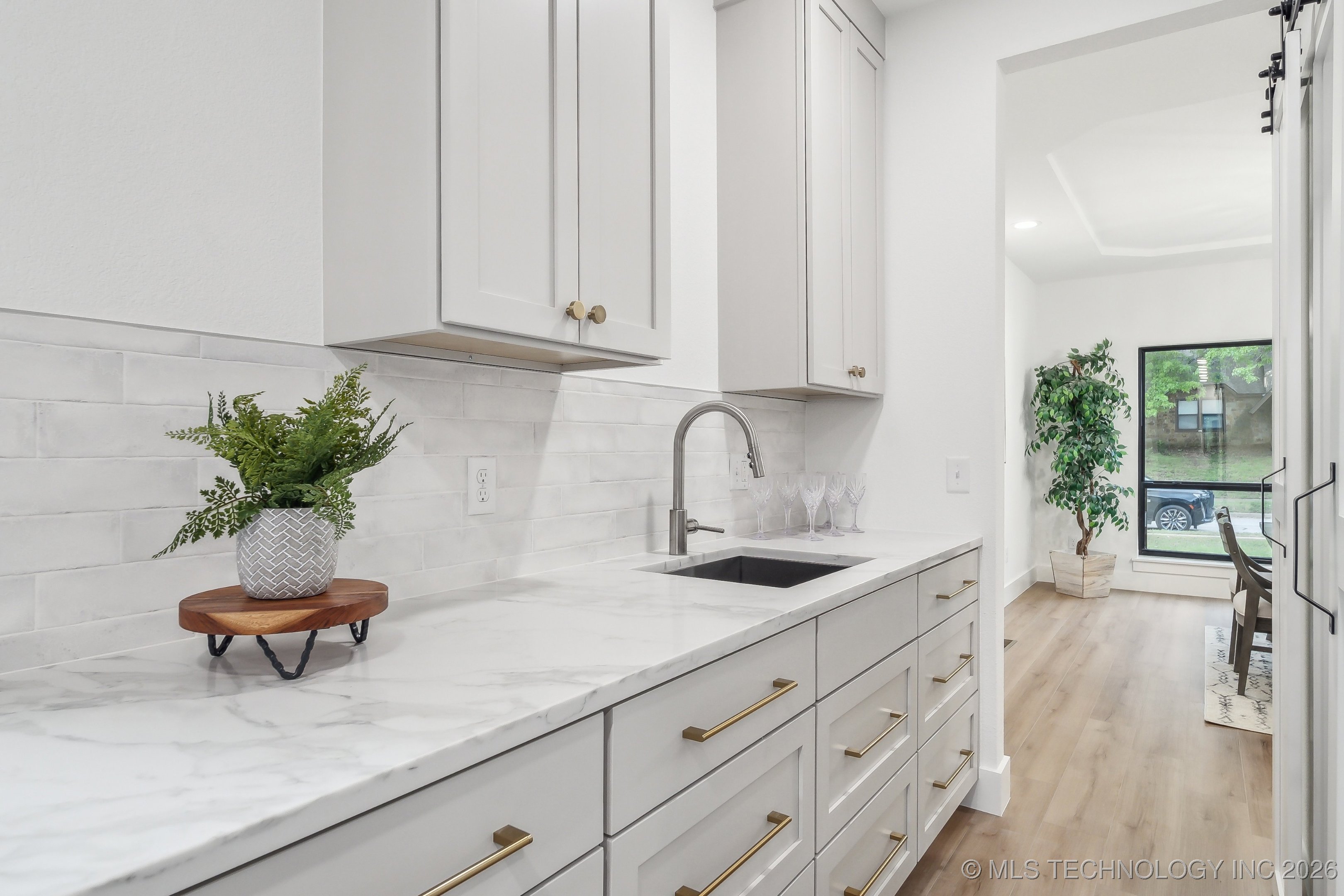 6601 S 5th Avenue Property Photo 25